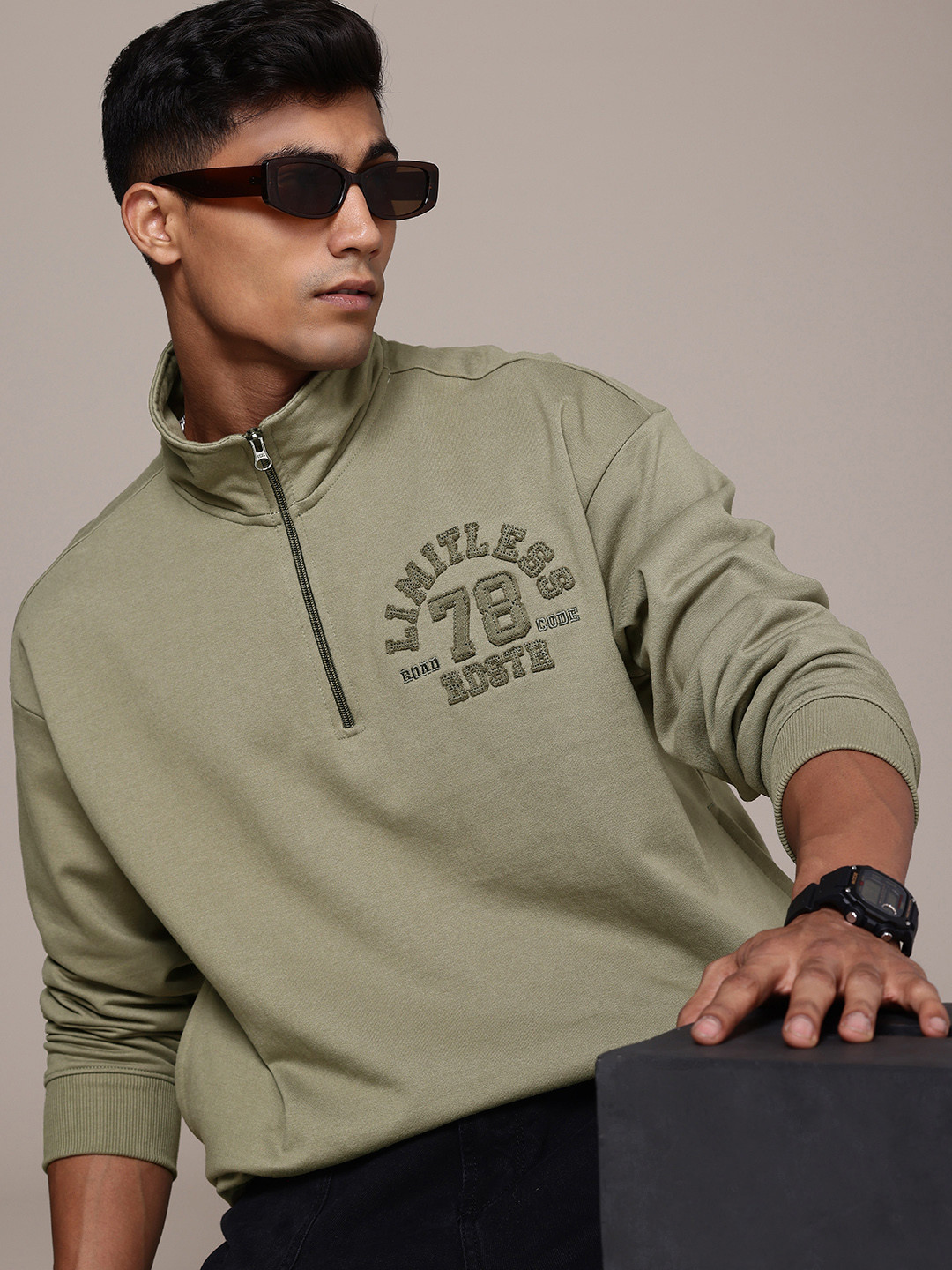The Roadster Life Co. Relaxed Fit Applique Detailed Mock Neck Sweatshirt