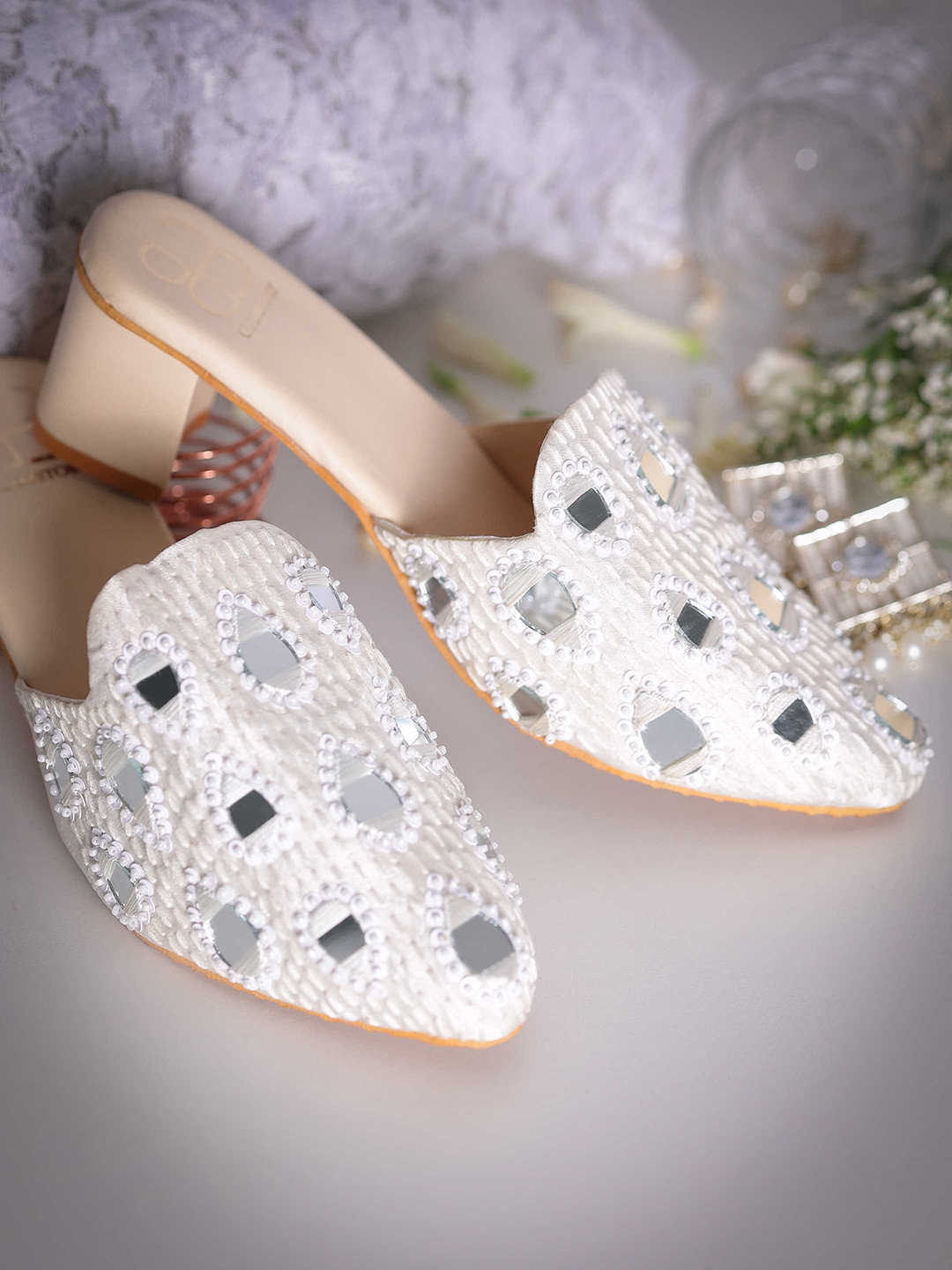 GLAM STORY Embellished Pointed Toe Block Heeled Mules