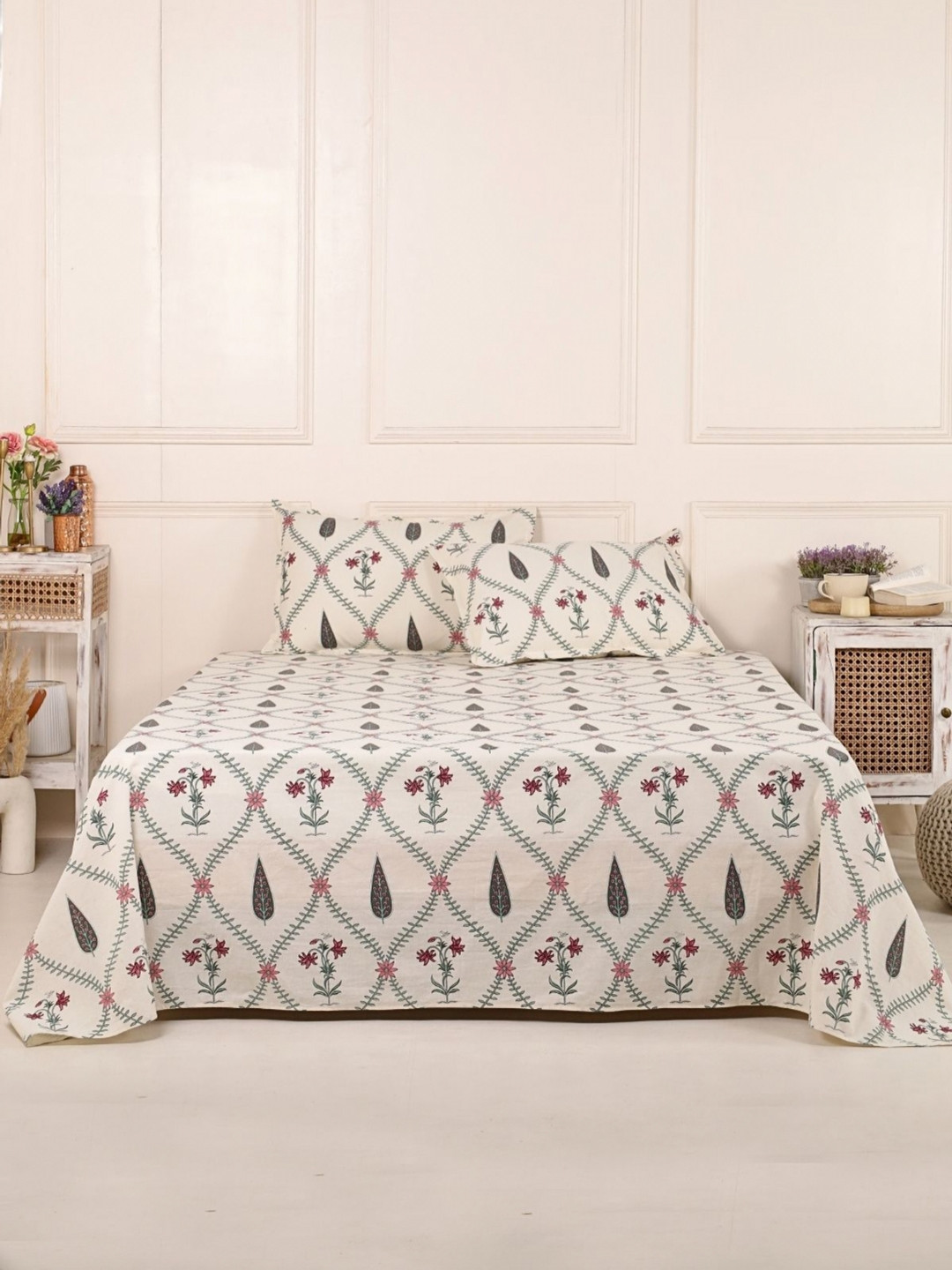 Peepul Tree Pink Ethnic Motifs Pure Cotton Skin-Friendly 240 TC Double Fine Bedsheet with 2 Pillow Covers-90 x 108 inches