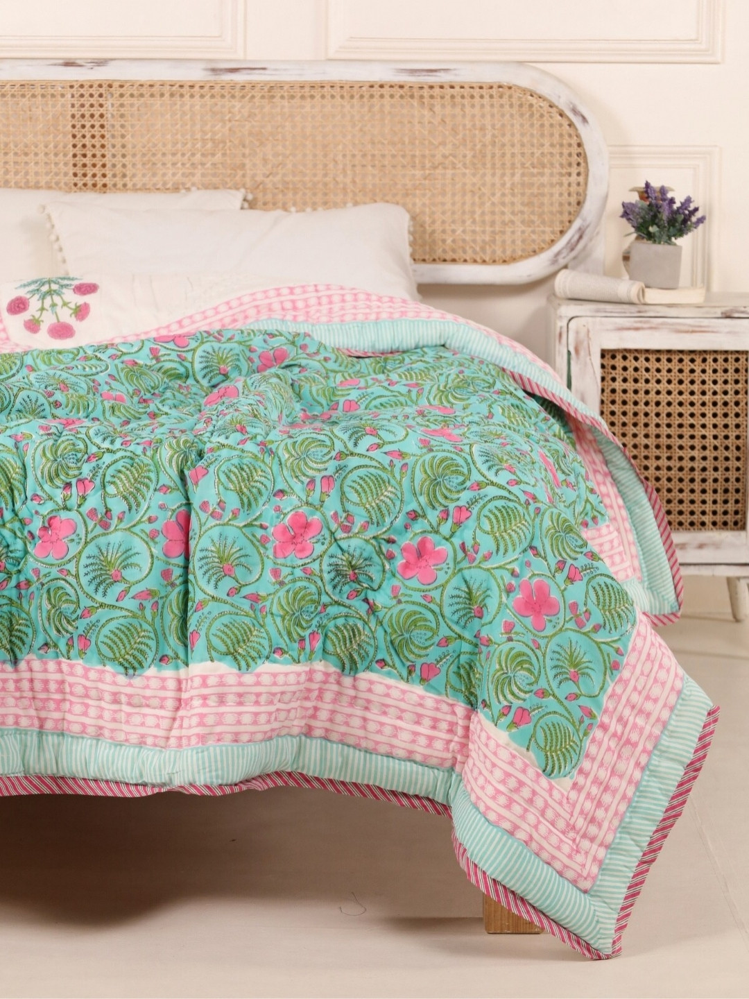 Peepul Tree Turquoise Blue & Green Floral Reversible AC Room 300 GSM Single Bed Quilt