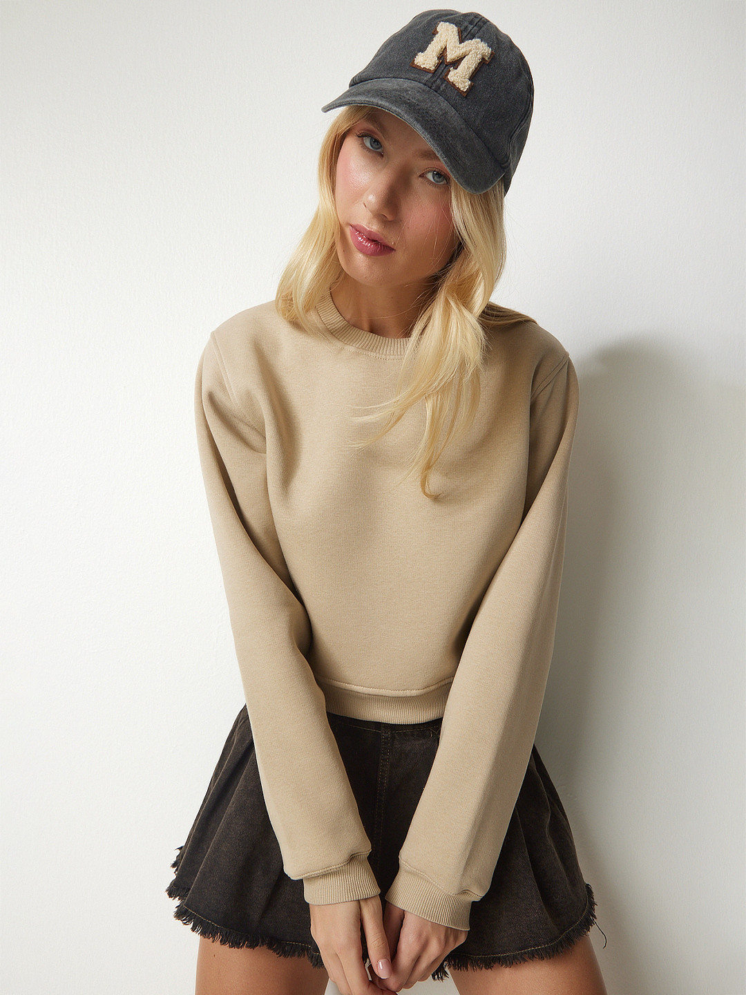 Happiness istanbul Long Sleeves Sweatshirt