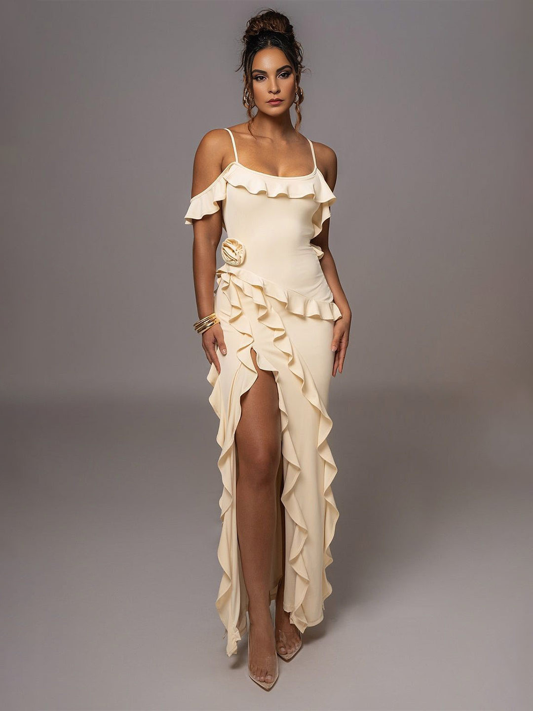 Bee Boe Cold-Shoulder Sleeves Ruffled Maxi Dress