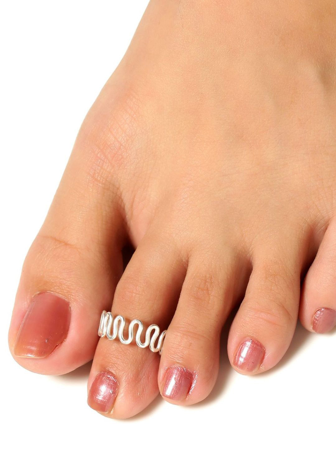 Unniyarcha Silver Cursive Toe Ring