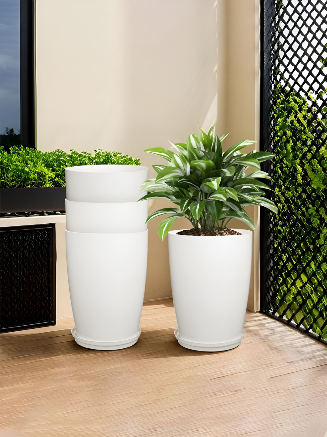 Kuber Industries White 4 Pieces Flower Planters With Plate