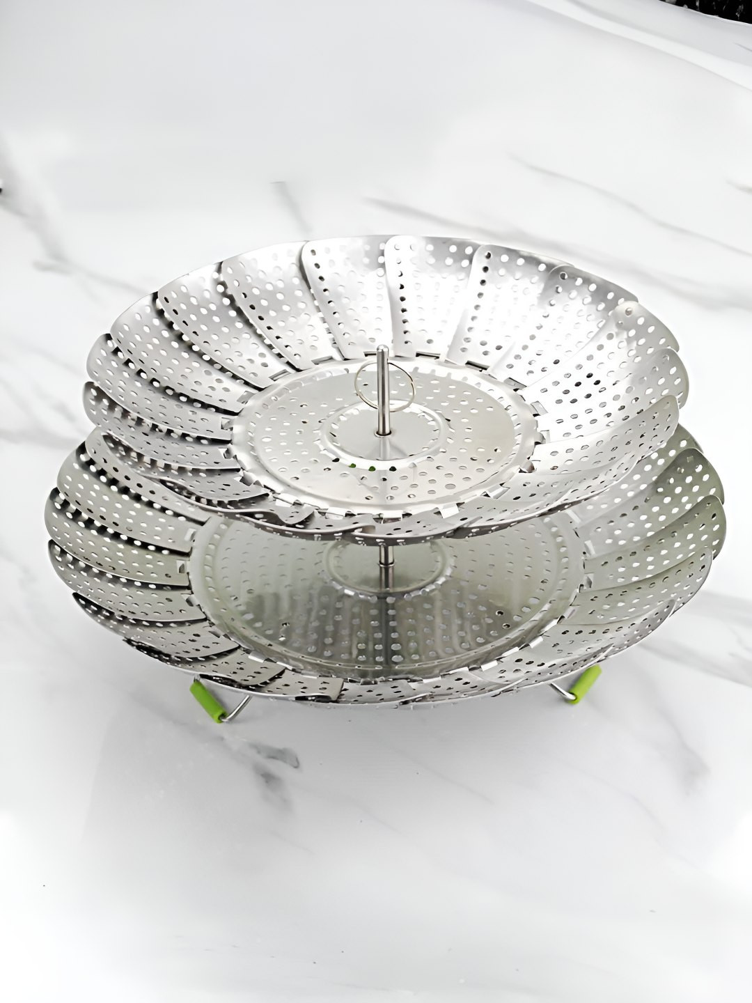 UMAI Silver-Toned Stainless Steel Vegetable Steam Cooker