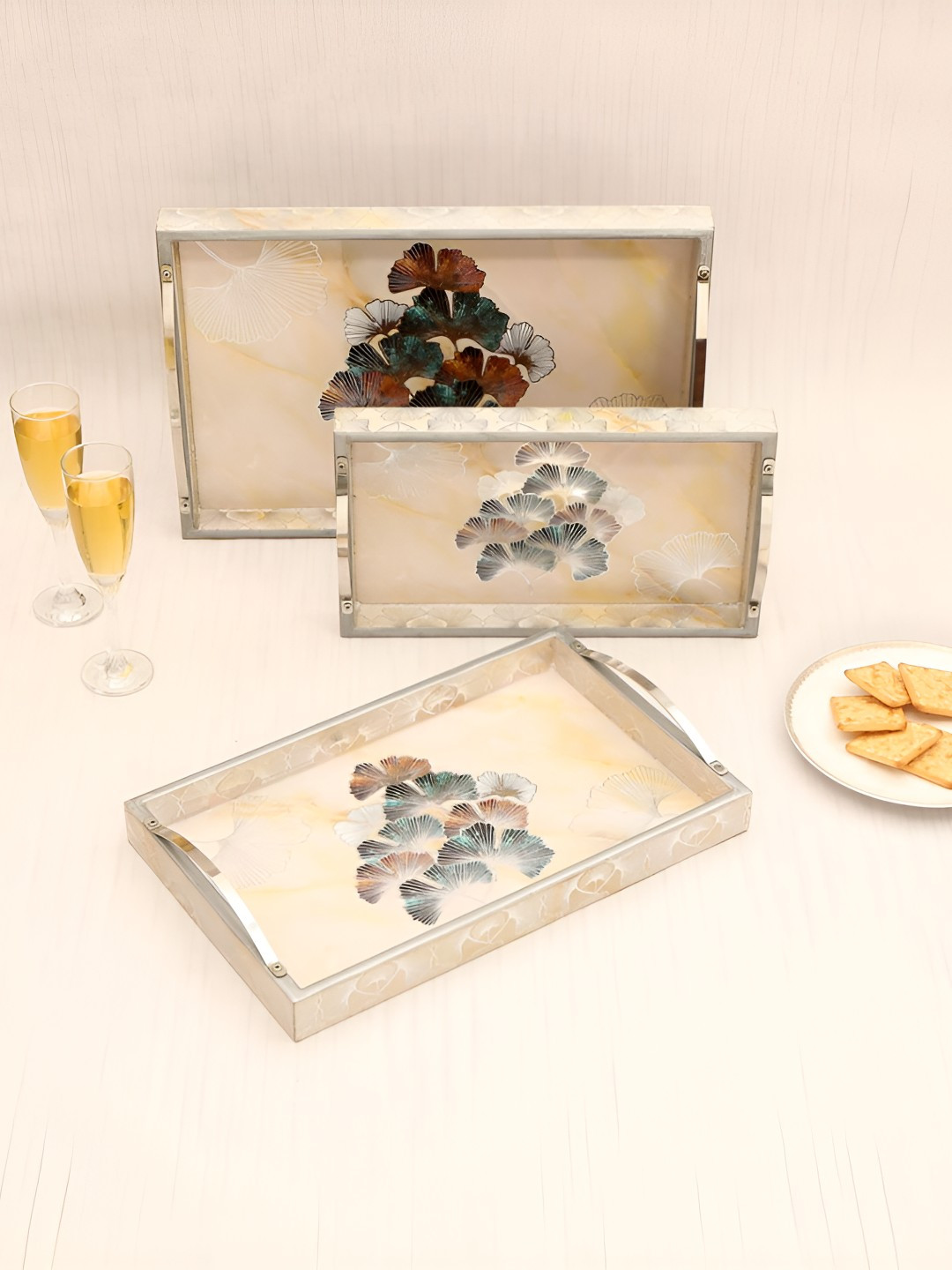 THE HOME CO. 3 Pcs Wood Grey Serving Tray