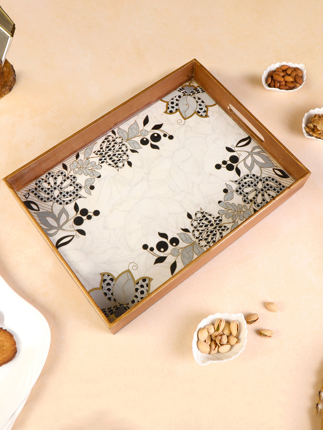 THE HOME CO. Black & White Floral Printed Rectangle Wooden Serving Tray