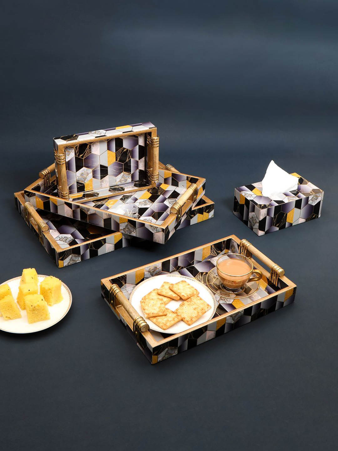 THE HOME CO. 4-Pcs Black Wood Serving Trays