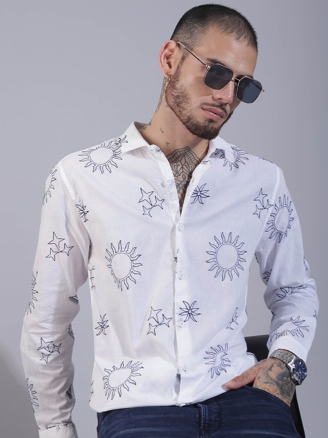 HERE&NOW Spread Collar Long Sleeves Slim Fit Floral Printed Cotton Casual Shirt