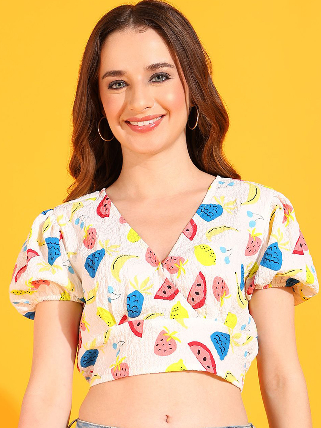 DODO & MOA White Conversational Printed V-Neck Snap Button Casual Crop Top