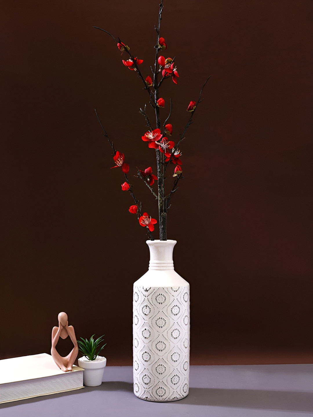 Aura White Arabic Artwork Ceramic Vase