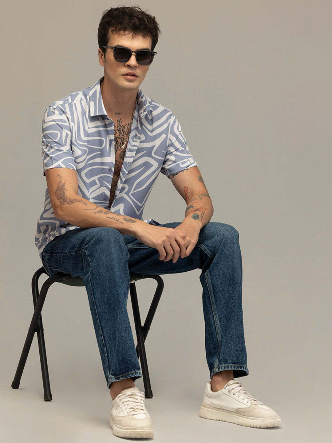 SURHI Men Smart Opaque Printed Casual Shirt