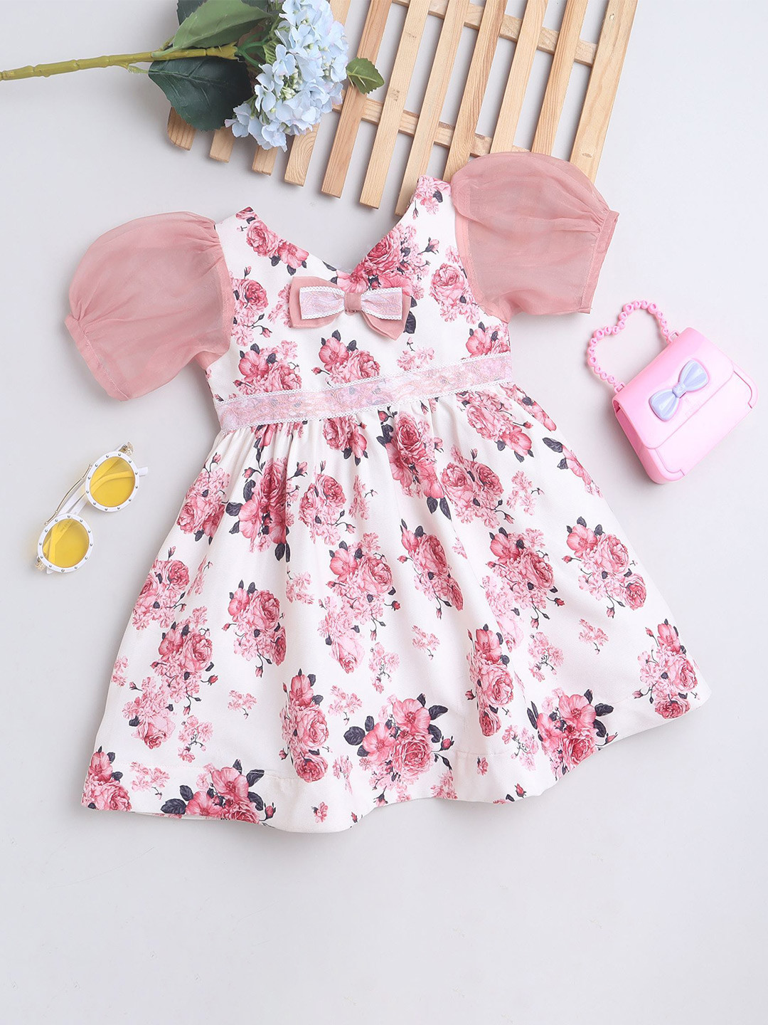 MANY FROCKS & Girls Floral Printed V-Neck Satin Fit & Flare Dress