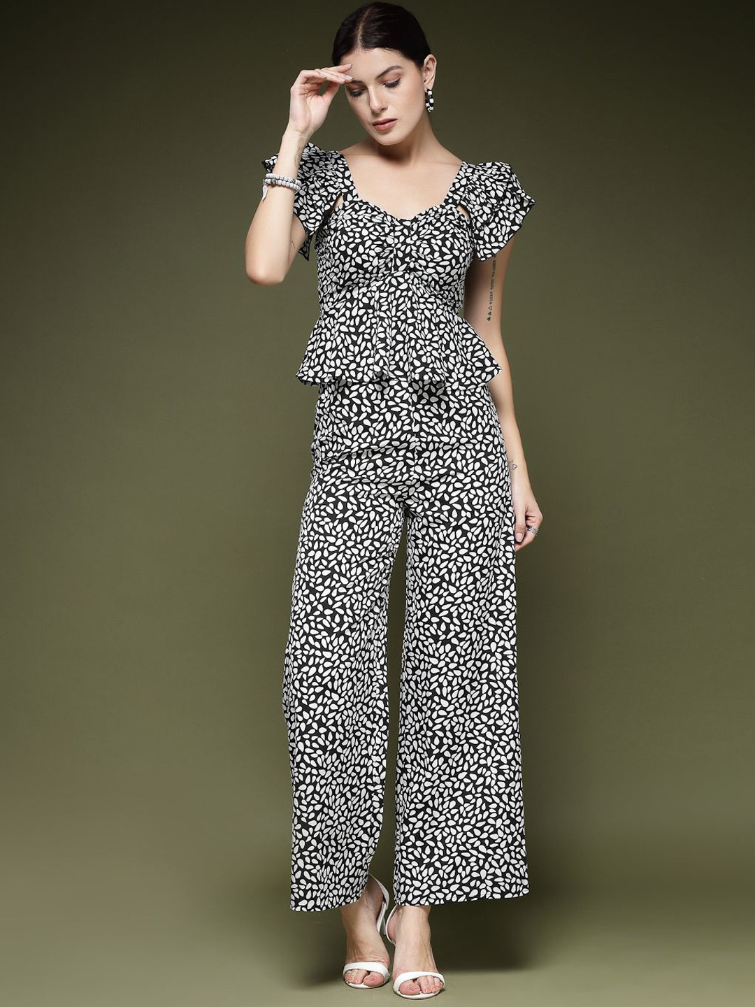 EVERYDAY by ANI Floral Printed Empire Flatter Sleeves Top & Trousers Co-Ords