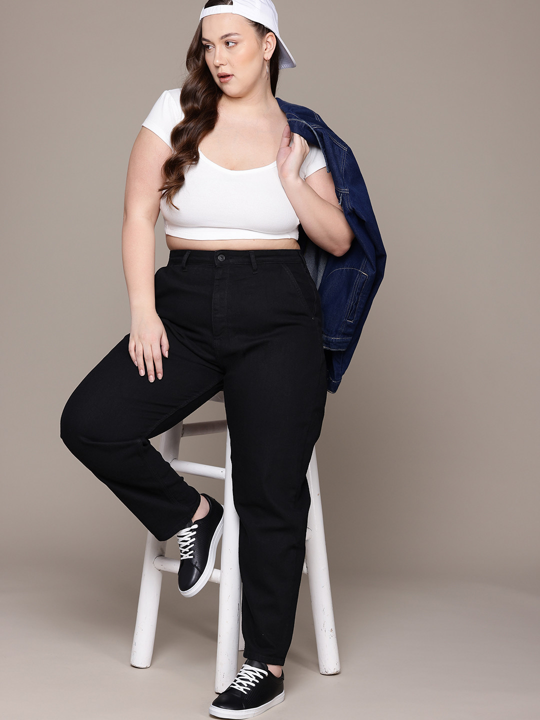 The Roadster Lifestyle Co. Women Plus-Size High-Rise Stretchable Baggy Jeans
