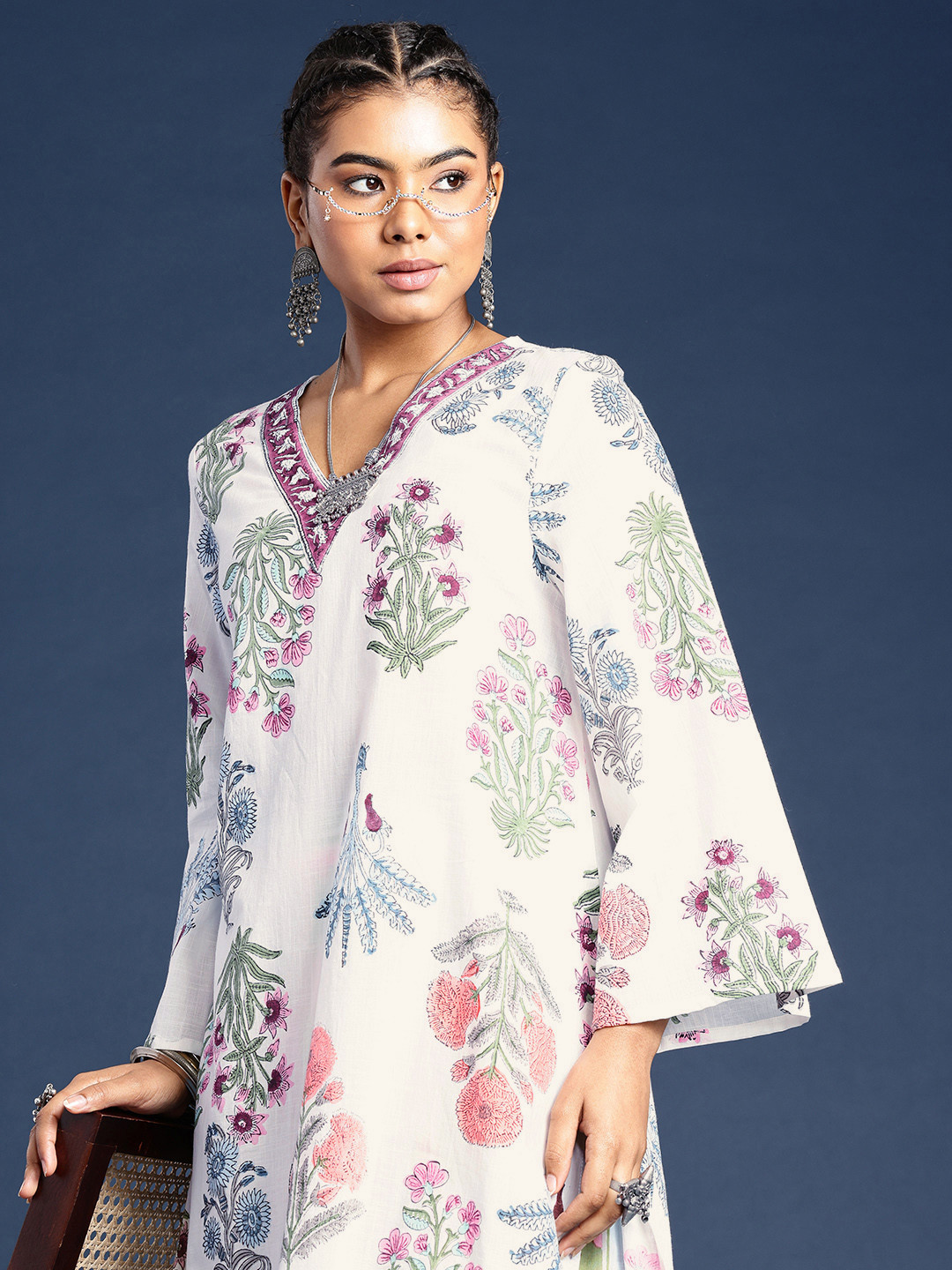Taavi Sanganeri Folk Indie Floral Printed V-Neck Pure Cotton Kurta with Palazzos