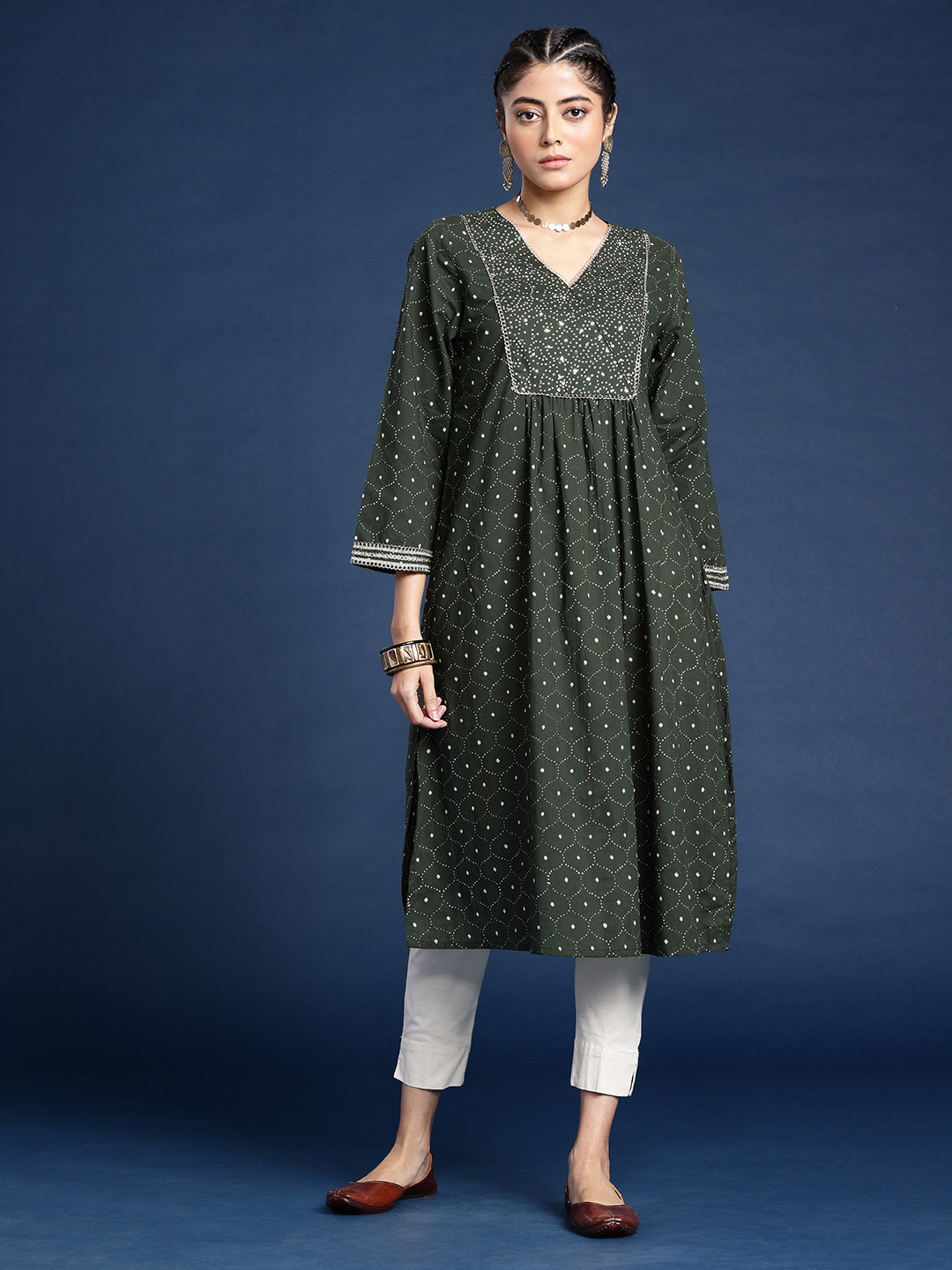 Taavi Bindu Geometric Printed Yoke Design Sequinned A-Line Pure Cotton Kurta