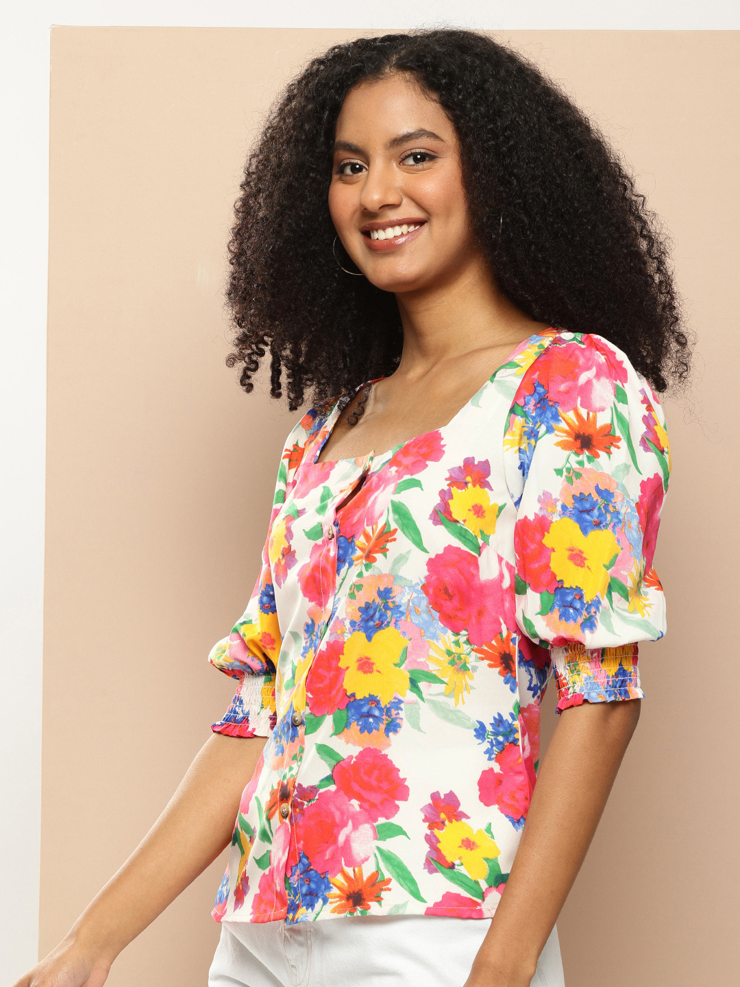 encore by INVICTUS Smocking Floral Printed Puff Sleeve Top