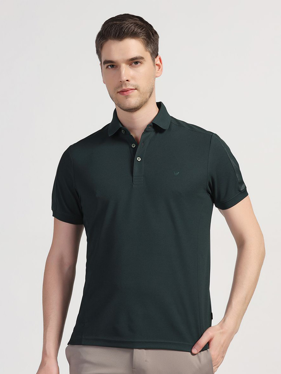 Blackberrys Men Green Solid TechPro Polo Tshirts