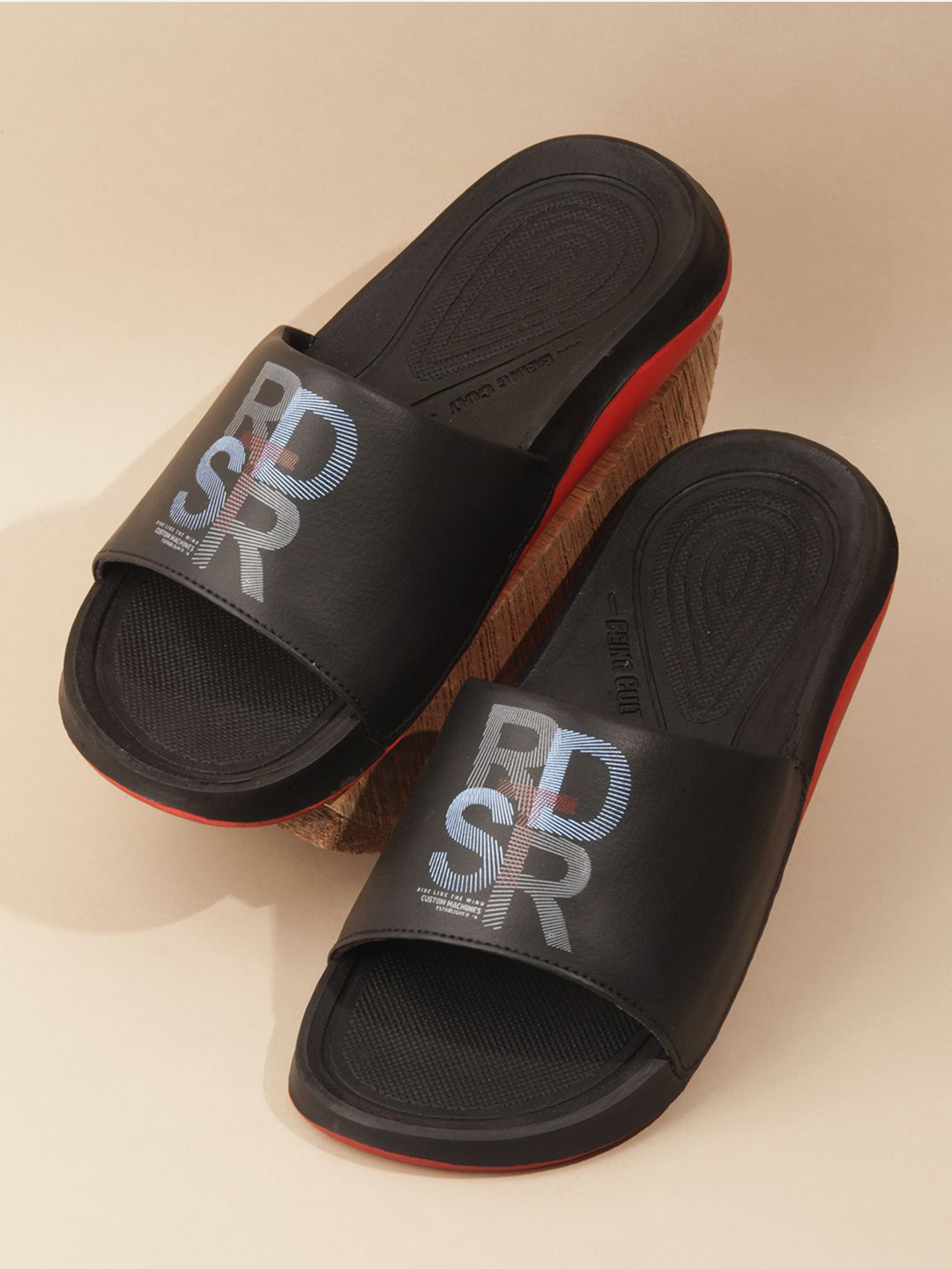 The Roadster Lifestyle Co. Men Black Graphic Printed Leather Slider