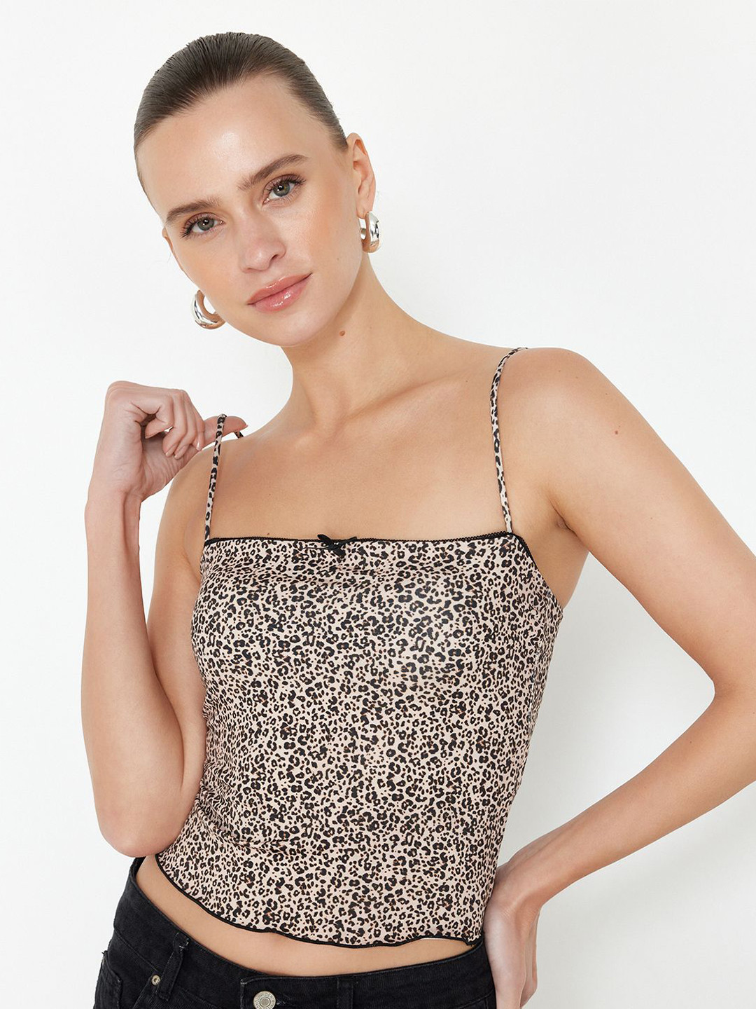 Trendyol Shoulder Straps Sleeveless Animal Print Fitted Crop Top