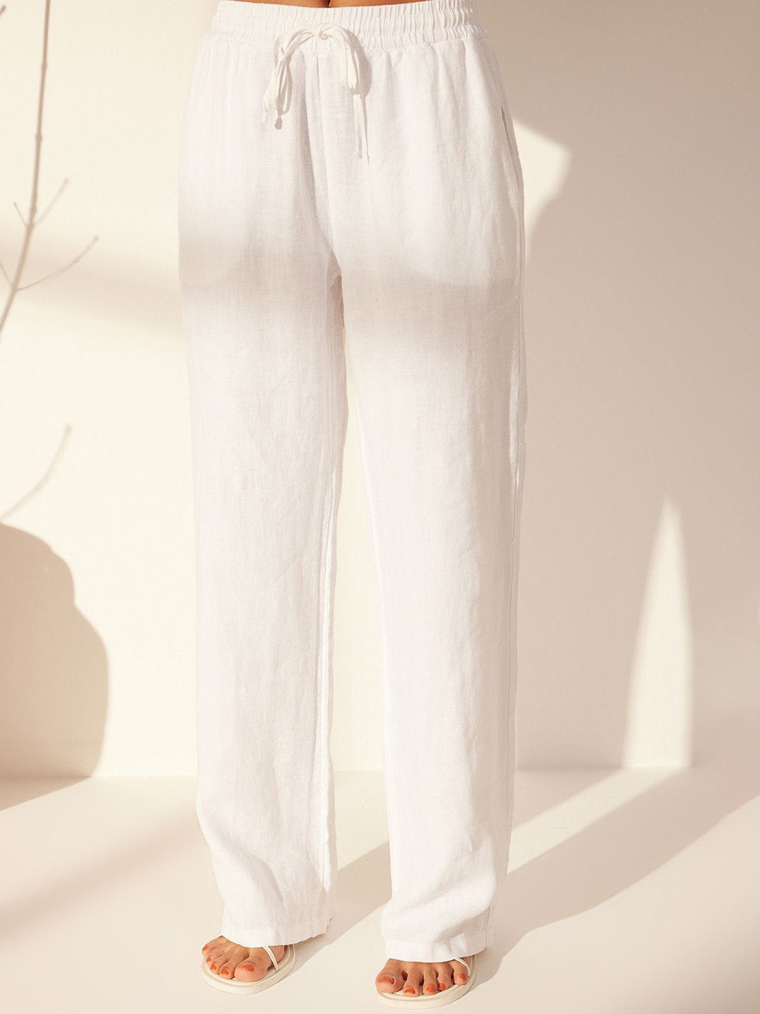 Trendyol Women Mid-Rise Linen Trousers