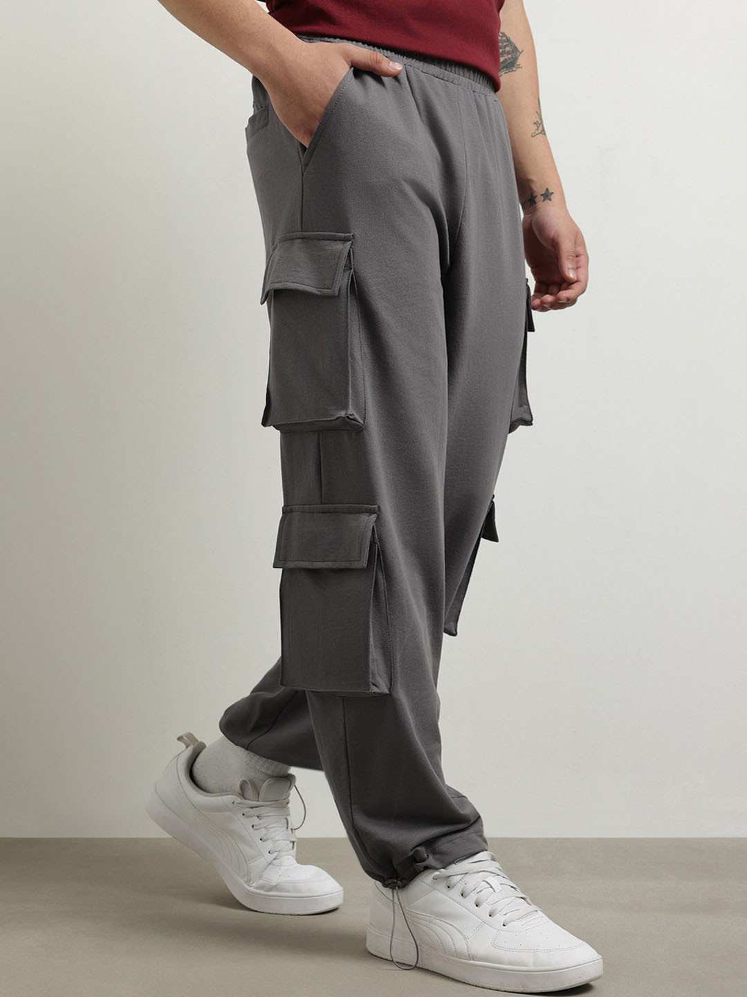 NOBERO Men Solid Baggy Parachute Trousers