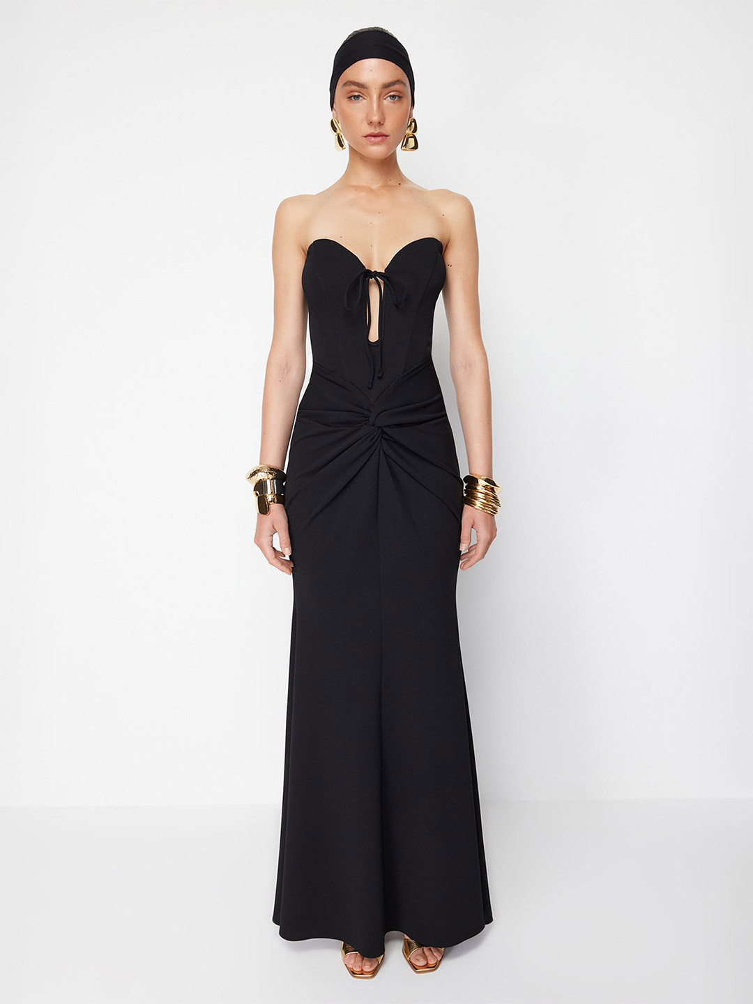 Trendyol Strapless Front Twisted Sheath Midi Dress