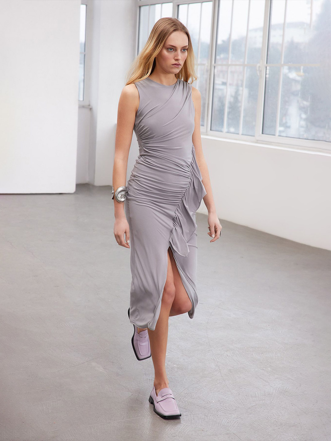 Trendyol Gathered Ruffle Detail Front Slit Sheath Midi Dress