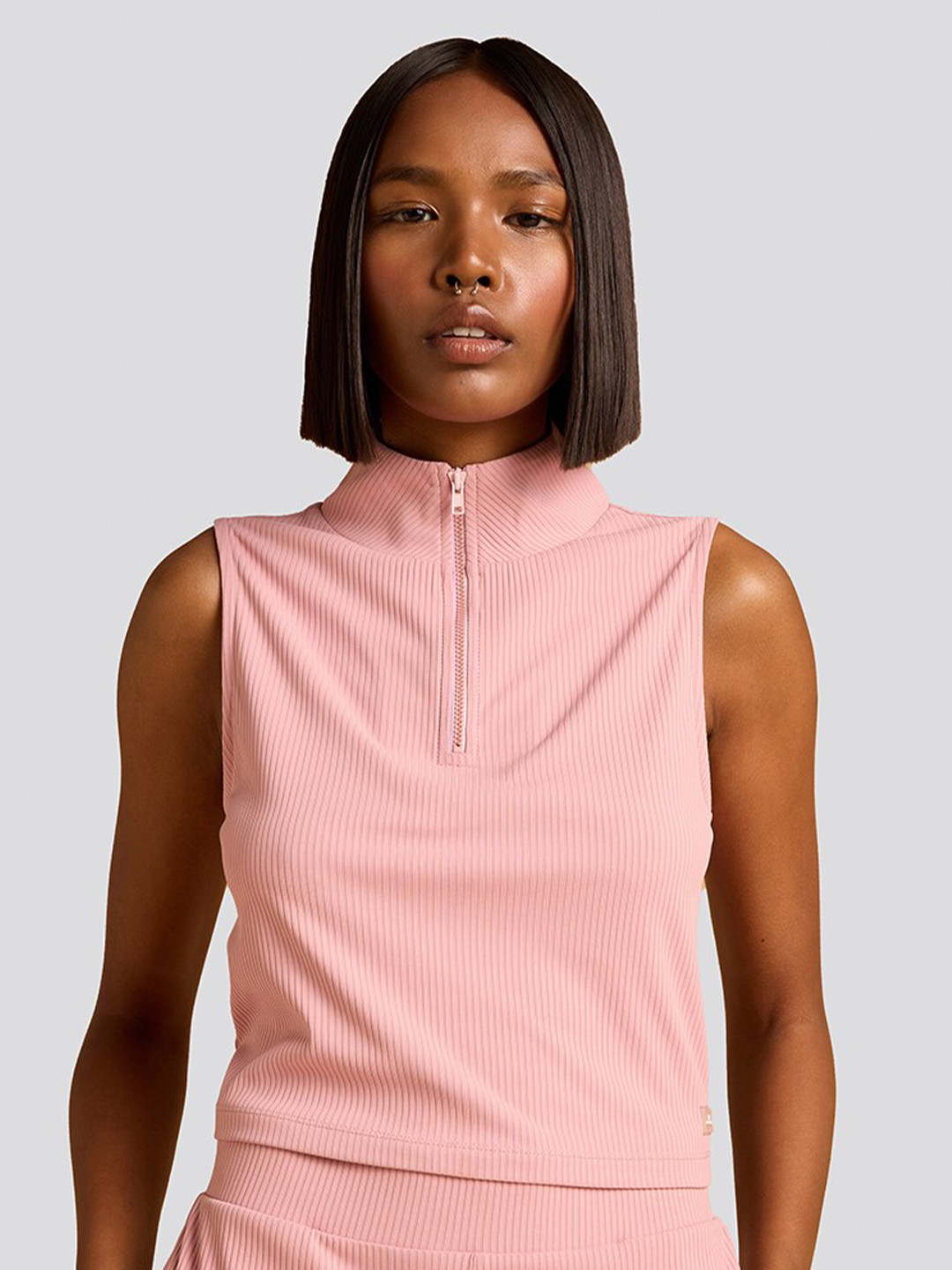 Muvazo Mock Neck Regular Top