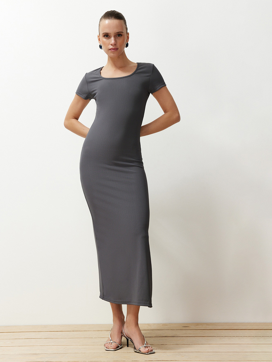 Trendyol Bodycon Round Neck Midi Dress with side slit