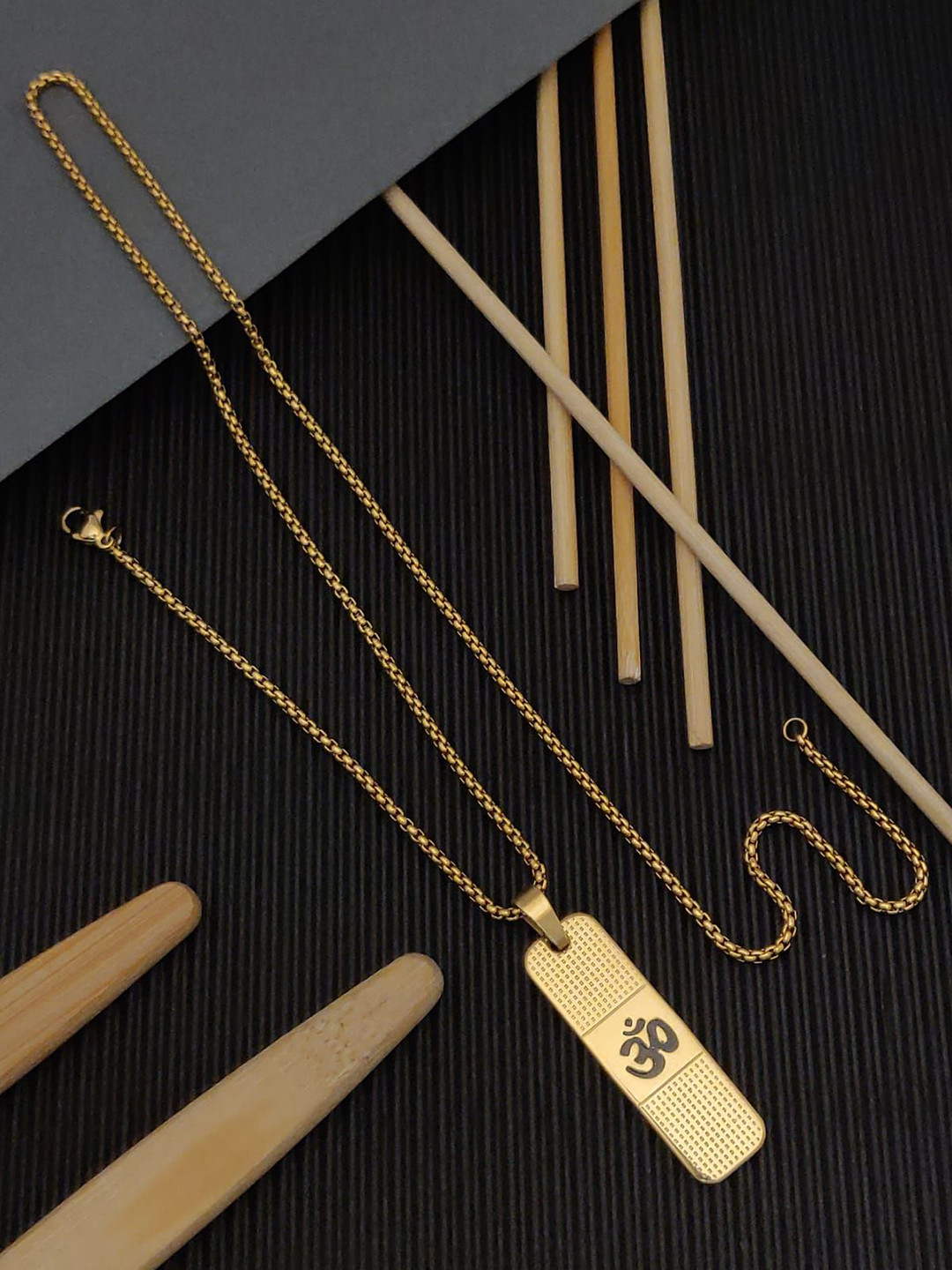 WATCHSTAR Men Gold-Plated Om Pendant With Chain