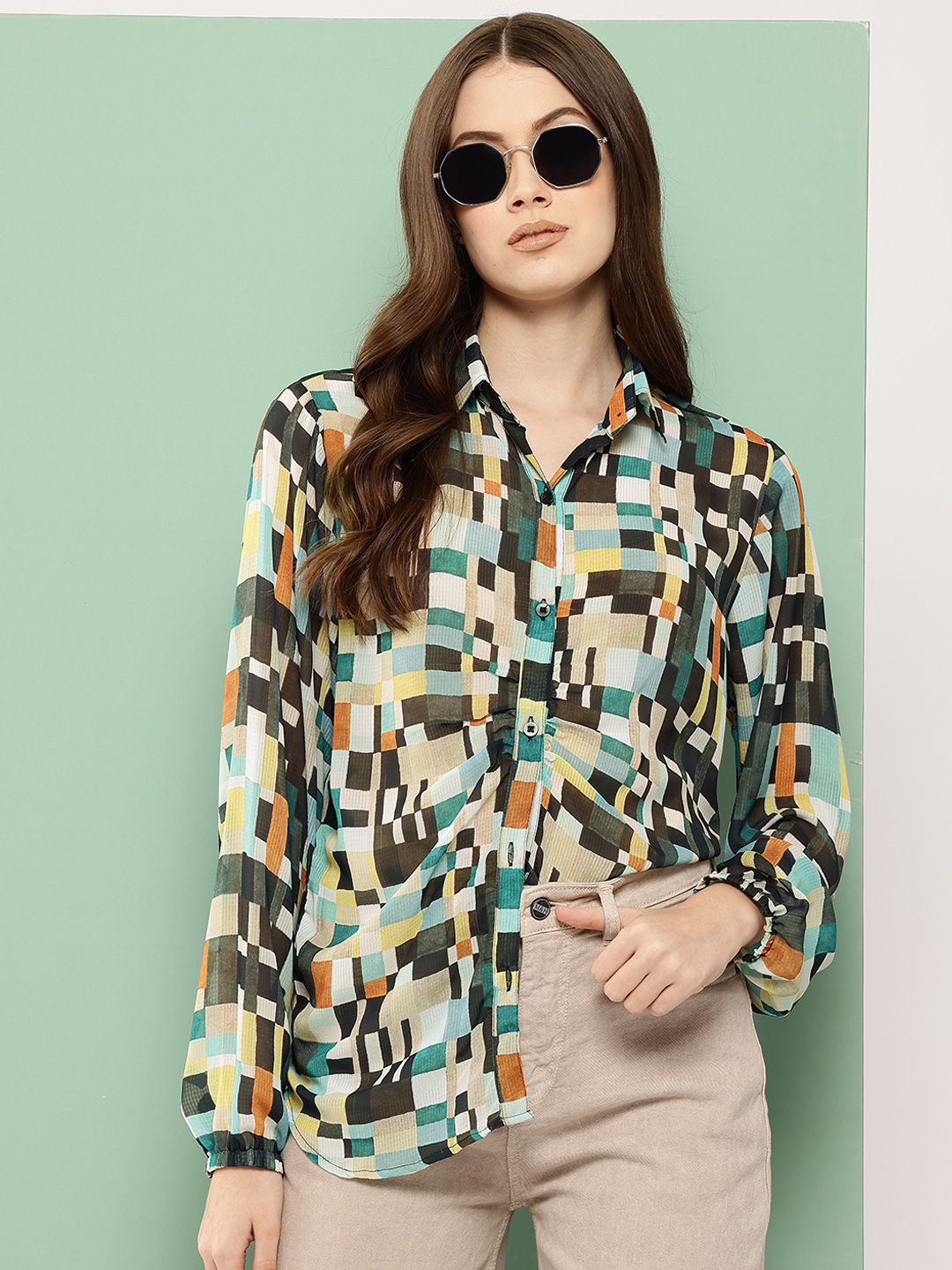 The Roadster Lifestyle Co. Beige & Green Geometric Printed Long Sleeved Casual Shirt