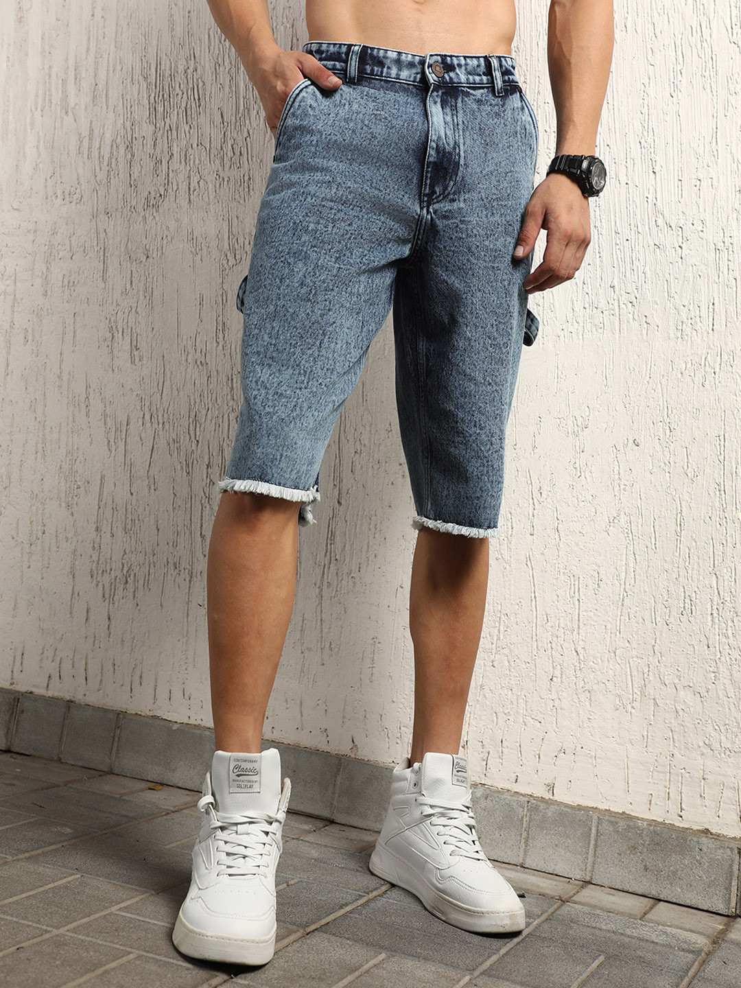 Hubberholme Men Skinny Fit Mid-Rise Pure Cotton Casual Raw Edges Denim Shorts