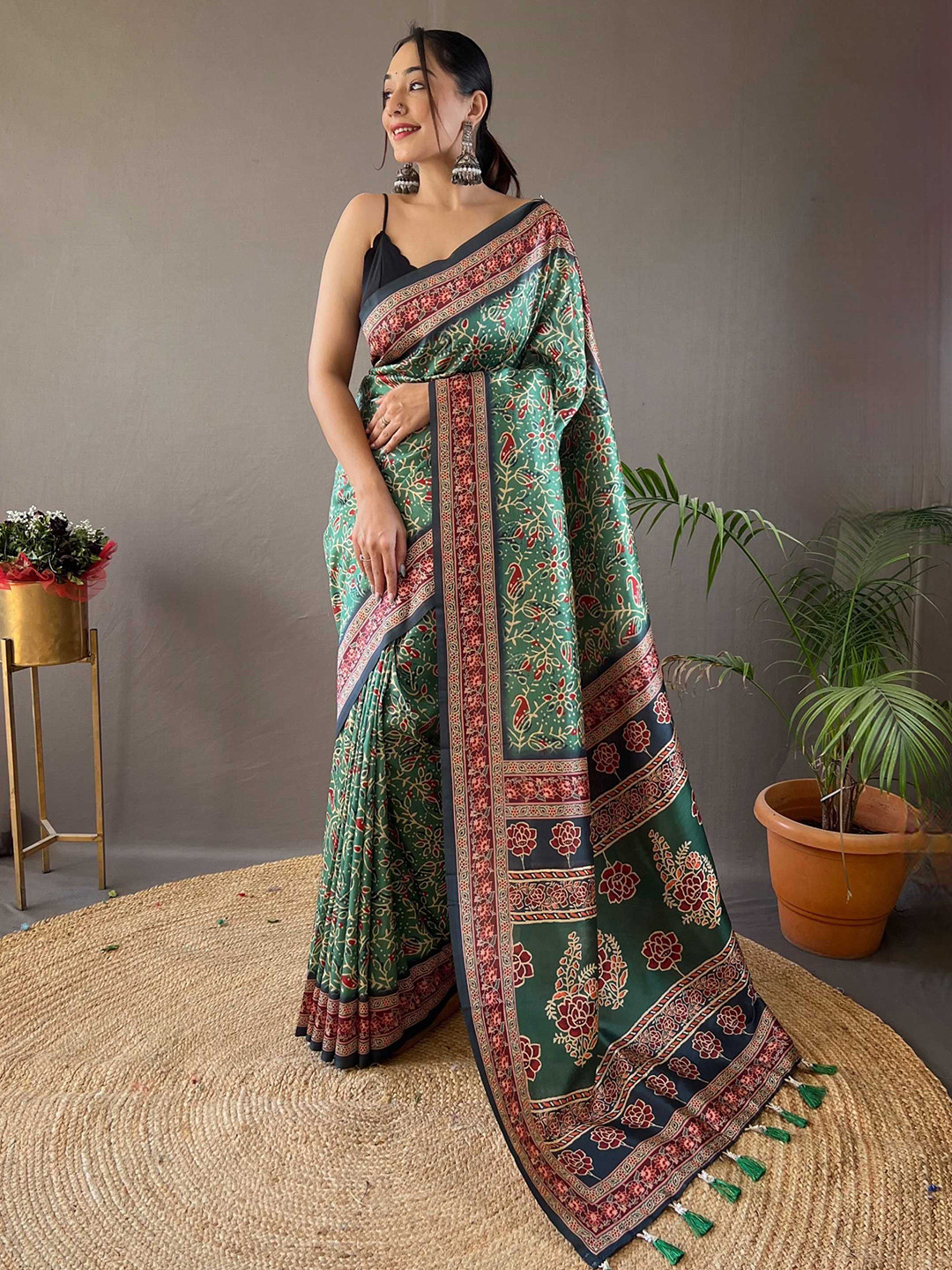 Mitera Kalamkari Saree With Blouse Piece