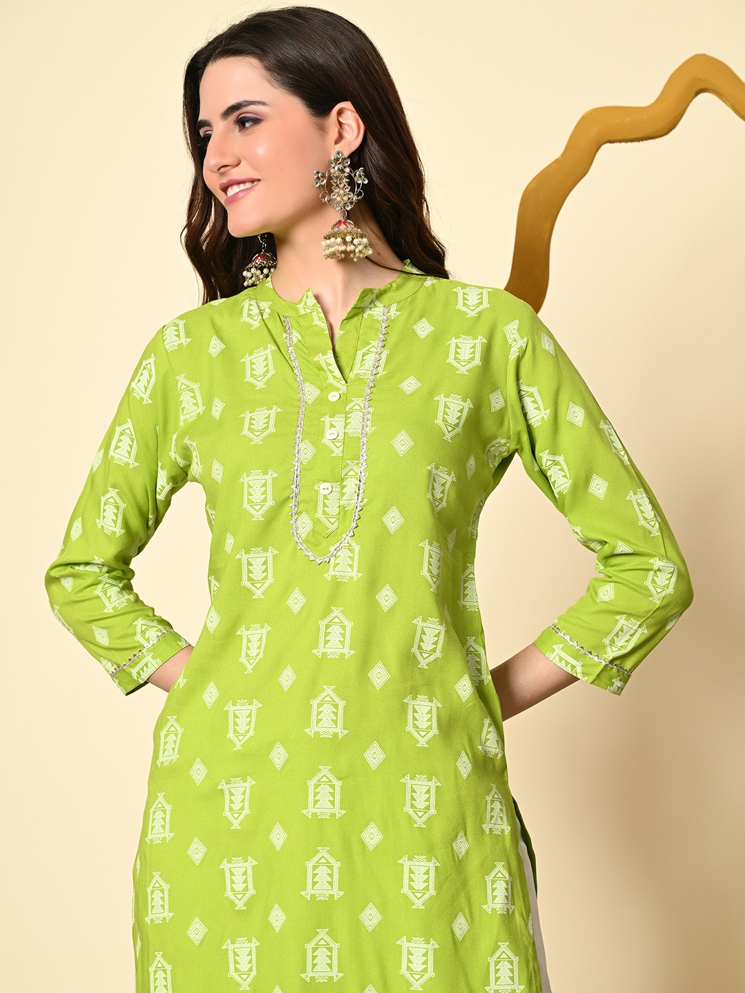 Aaivan Geometric Printed Gotta Patti Straigth Kurta - Kurtas for Women 29801028 | Myntra