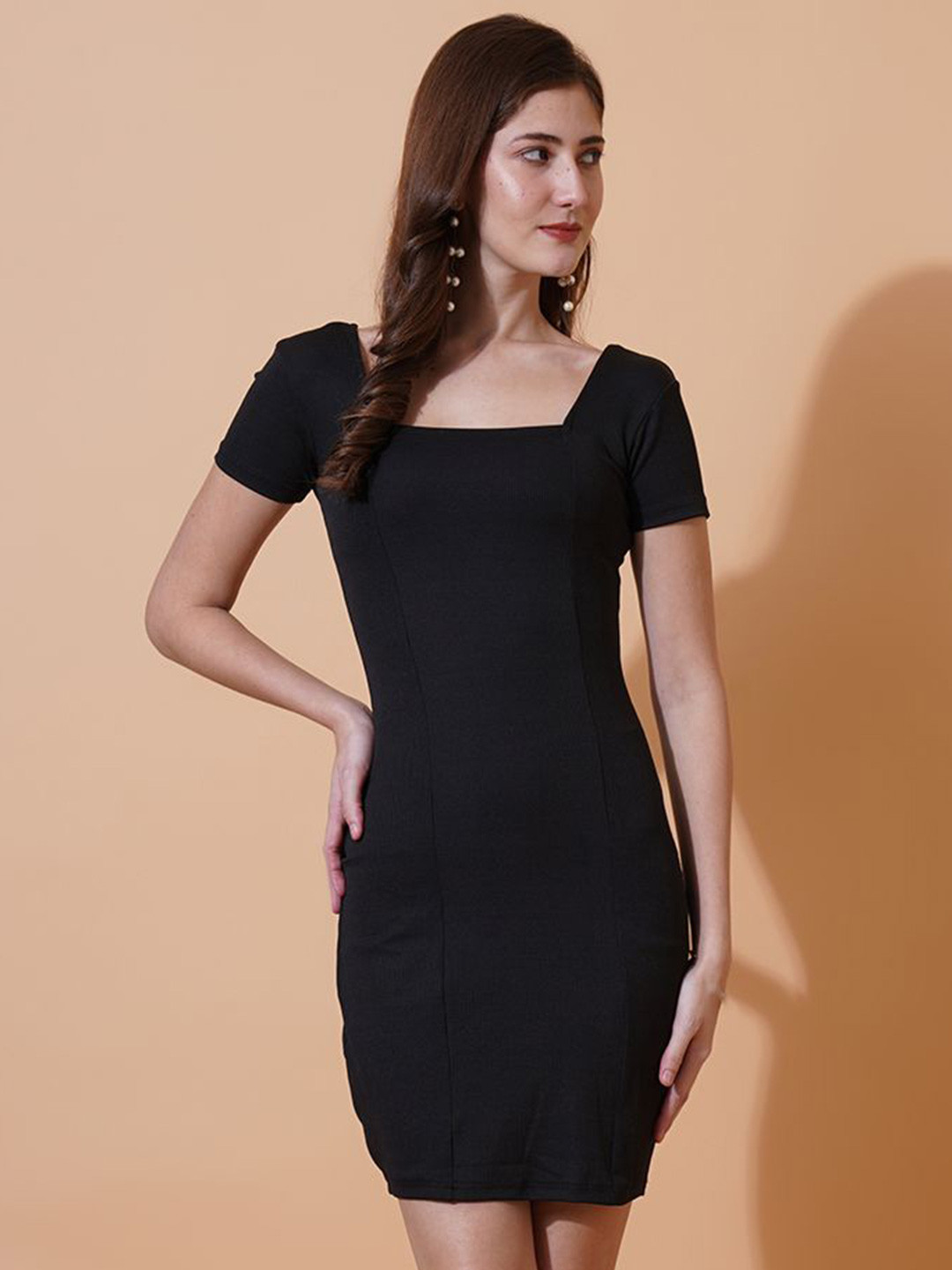U&F Black Square Neck Short Sleeves Sheath Dress