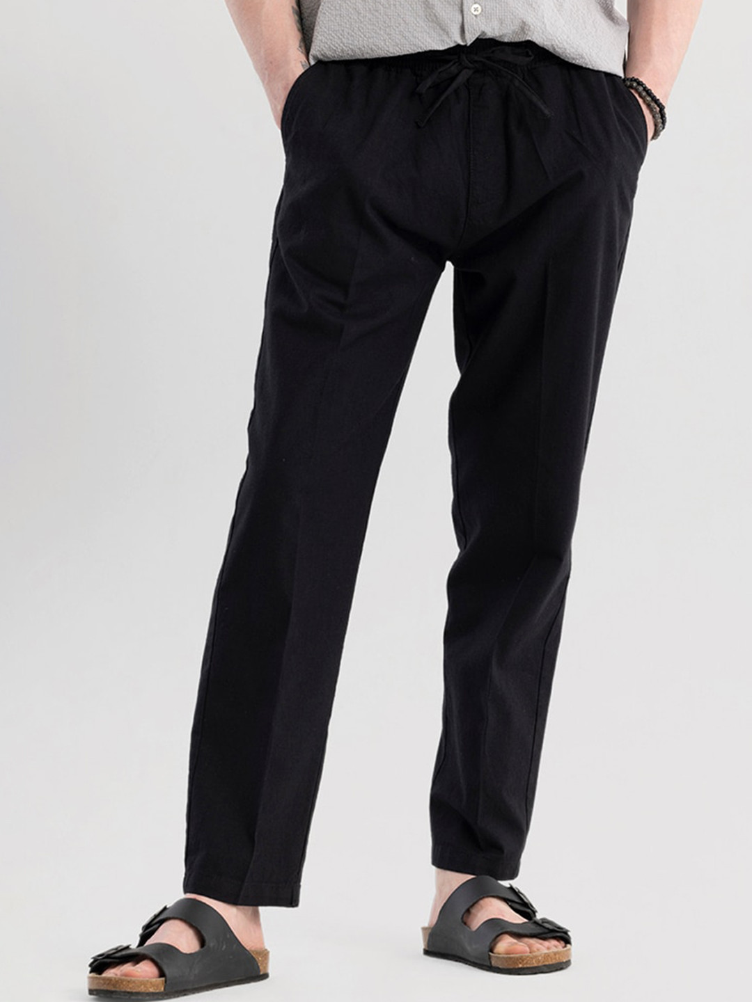 Snitch Black Classic Loose Fit Mid-Rise Cotton Trousers