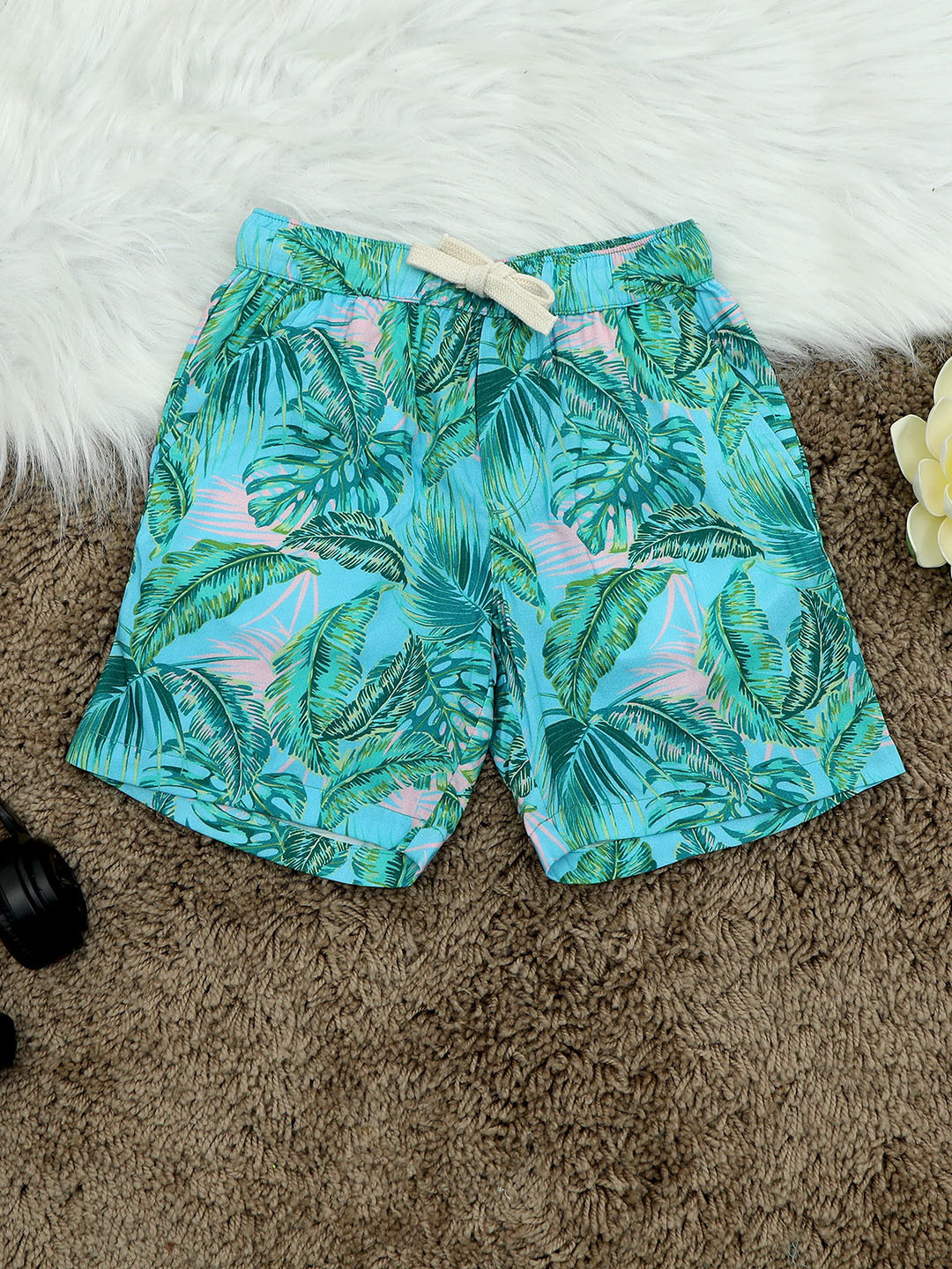 The Lion and The Fish Boys Hawaiian Tropical Printed Relaxed Fit Mid Rise Shorts