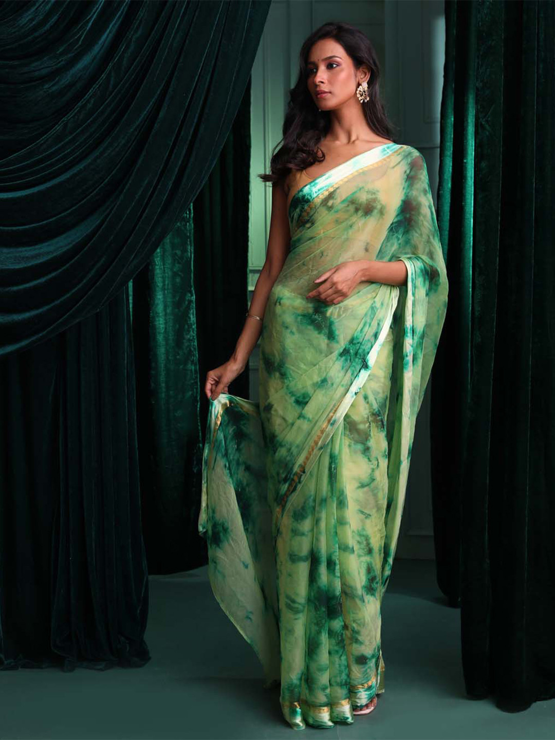 Saranee Tie and Dye Bandhani Saree