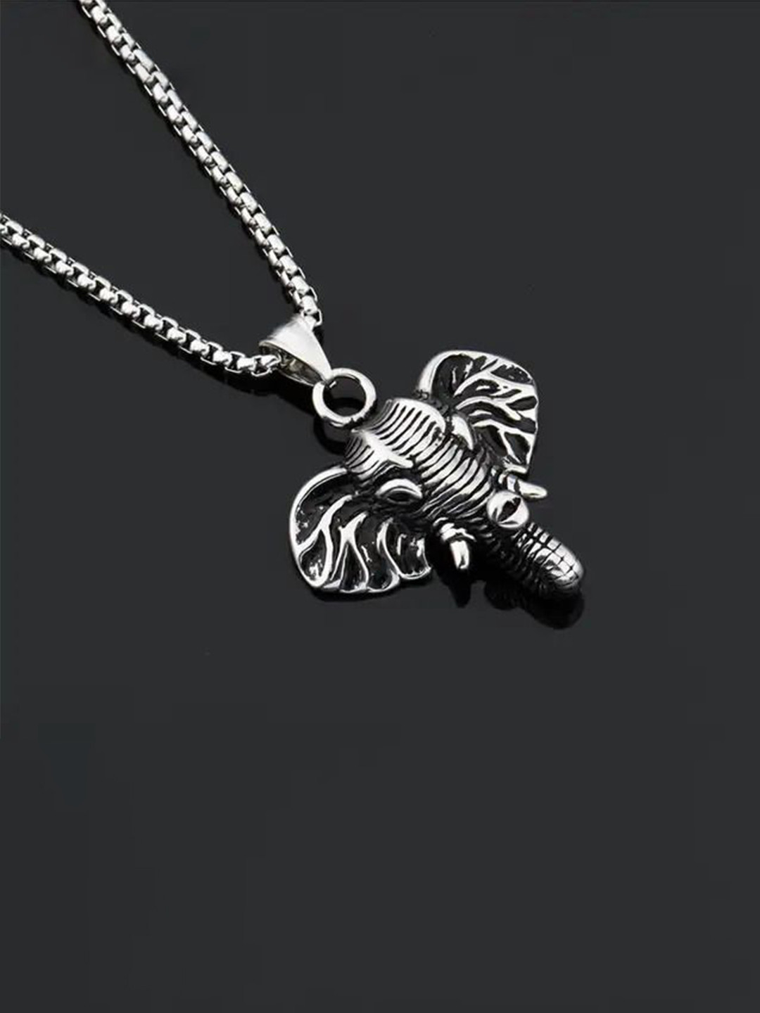 Fashion Frill Silver-Plated Animal Shaped Pendants with Chains