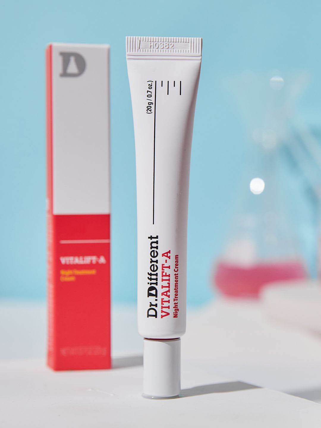 Dr. Different VITALIFT-A Night Treatment Cream (0.05% Retinal) - 20 g