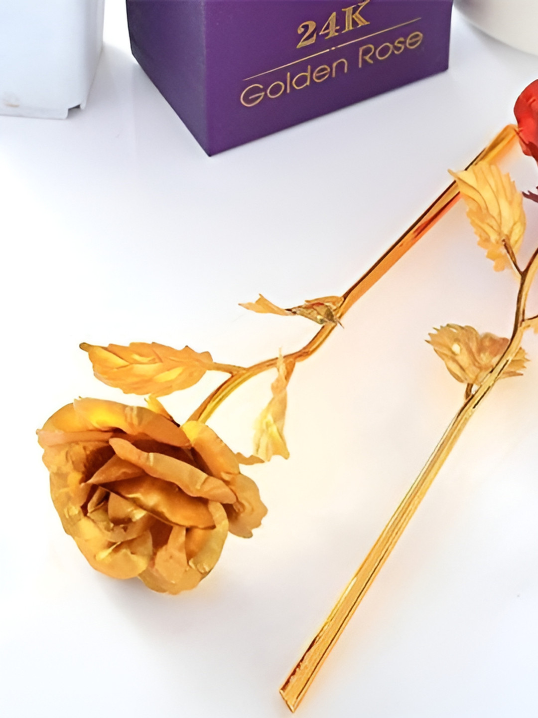 INTERNATIONAL GIFT Red & Gold Toned 21 Pieces Greeting Card & Rose Home Gift Sets