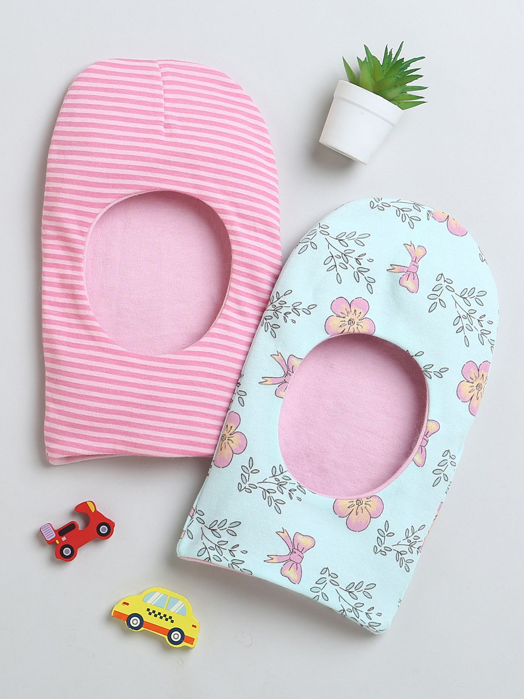BUMZEE Girls Pack Of 2 Printed Cotton Reversible Monkey Caps