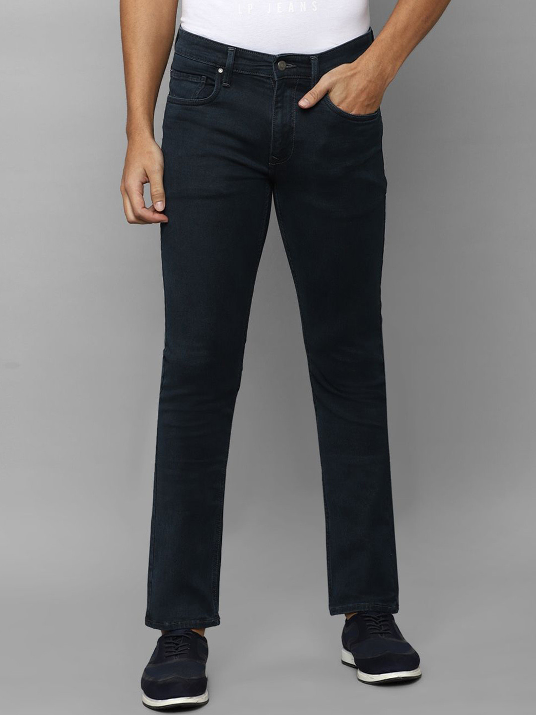 Louis Philippe Jeans Men Clean Look No Fade Dark Shade Slim Fit Non Stretchable Jeans