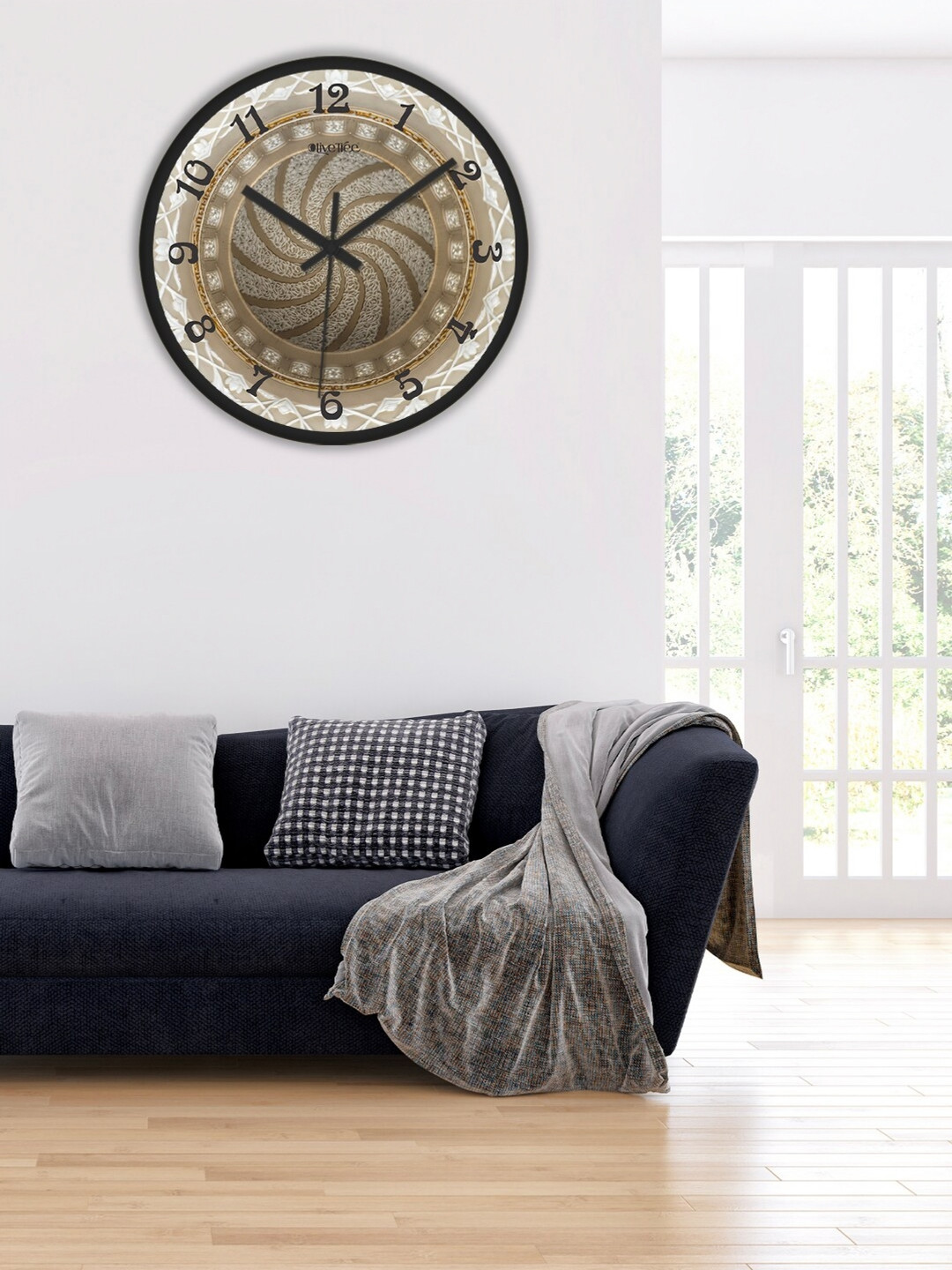 OLIVE TREE Plastic Non Ticking Round Battery Analogue Wall Clock-30.4cm