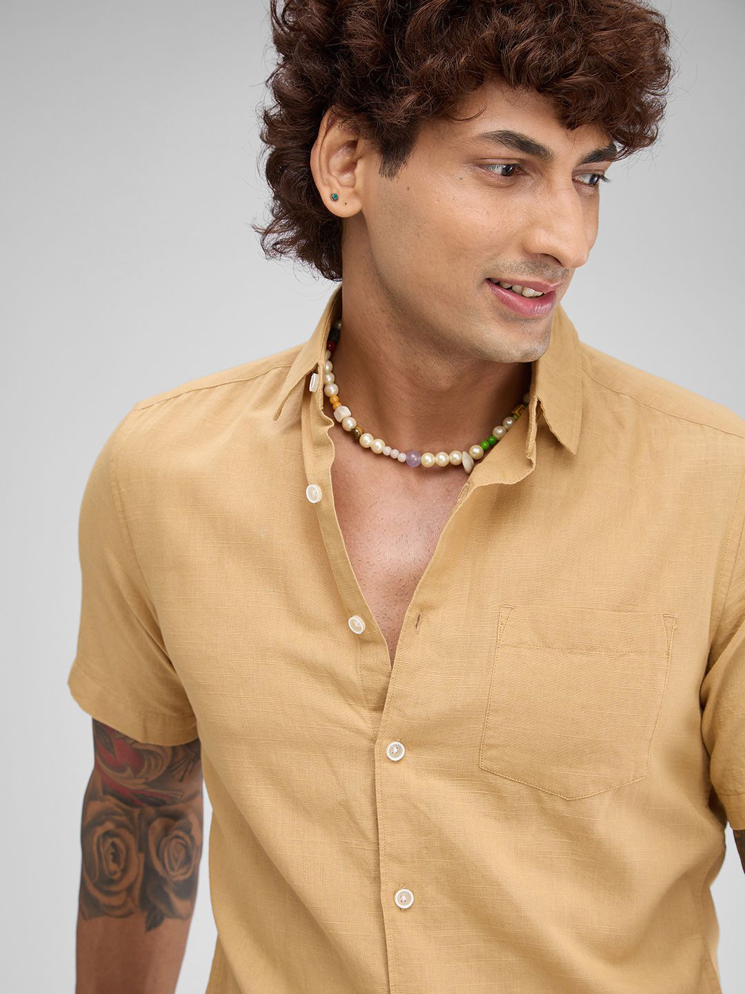 VASTRADO Classic Spread Collar Slim Fit Cotton Casual Shirt
