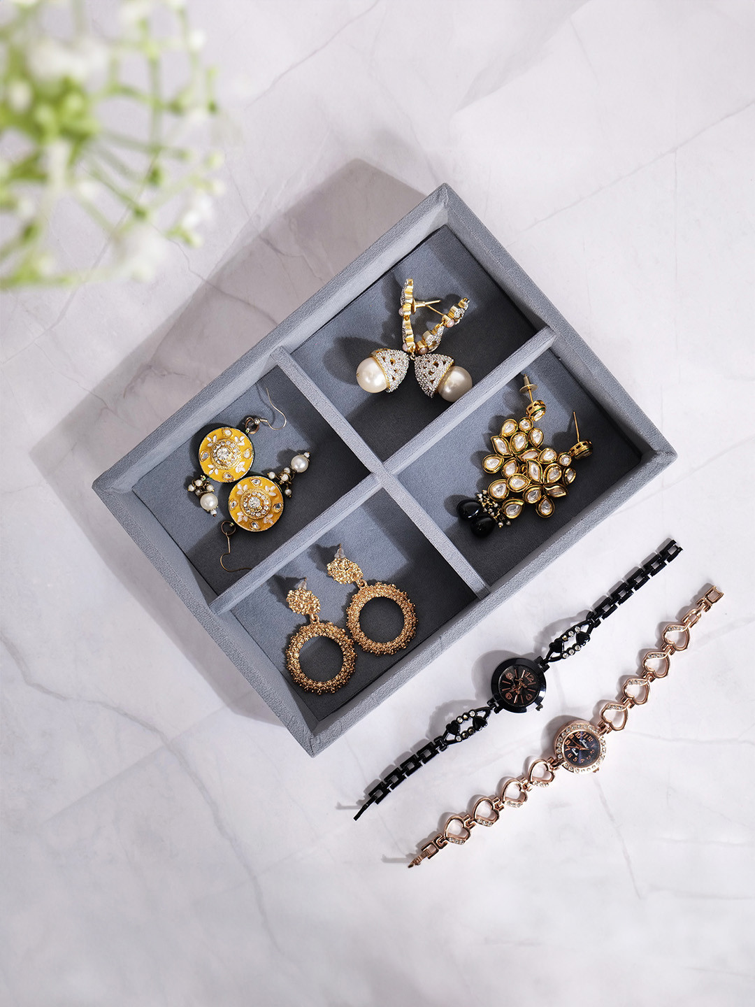 La Trove 4 Grid Grey Small Velvet Organizer Tray