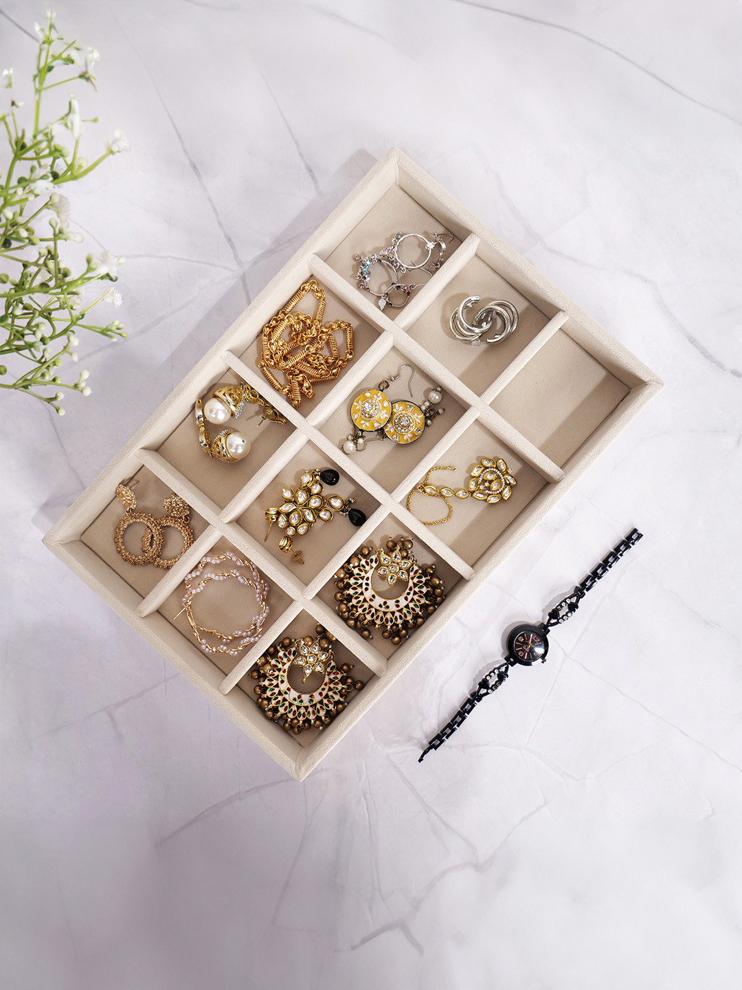 La Trove Cream-Coloured Wardrobe Luxury 12 Grids Jewellery Organiser