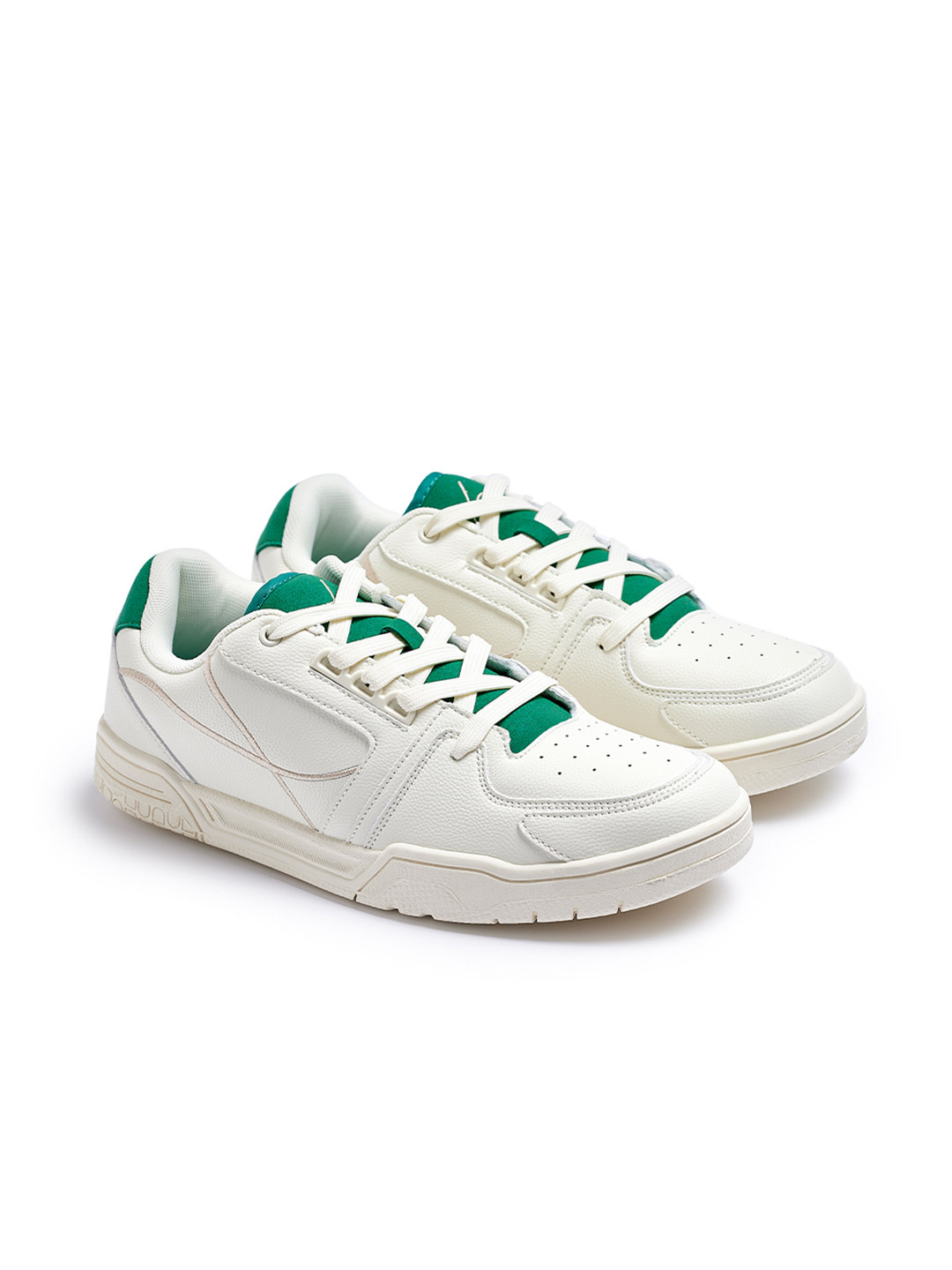 Ludic Nova Men Colourblocked Leather and Suede Sneakers